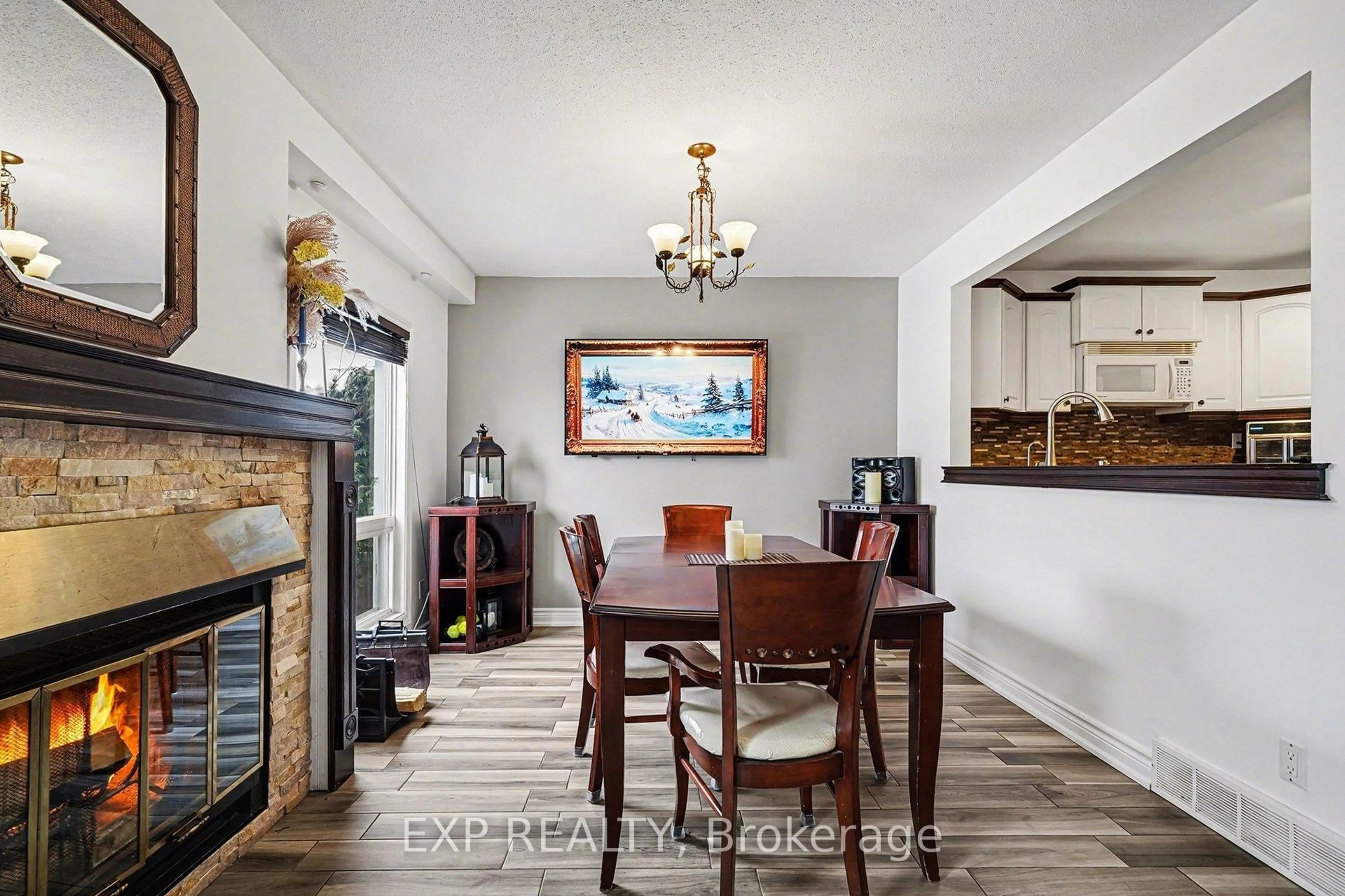 Dining room, wood/laminate floor for 1145 D'erable Pl #100, Orleans Ontario K1C 5L5