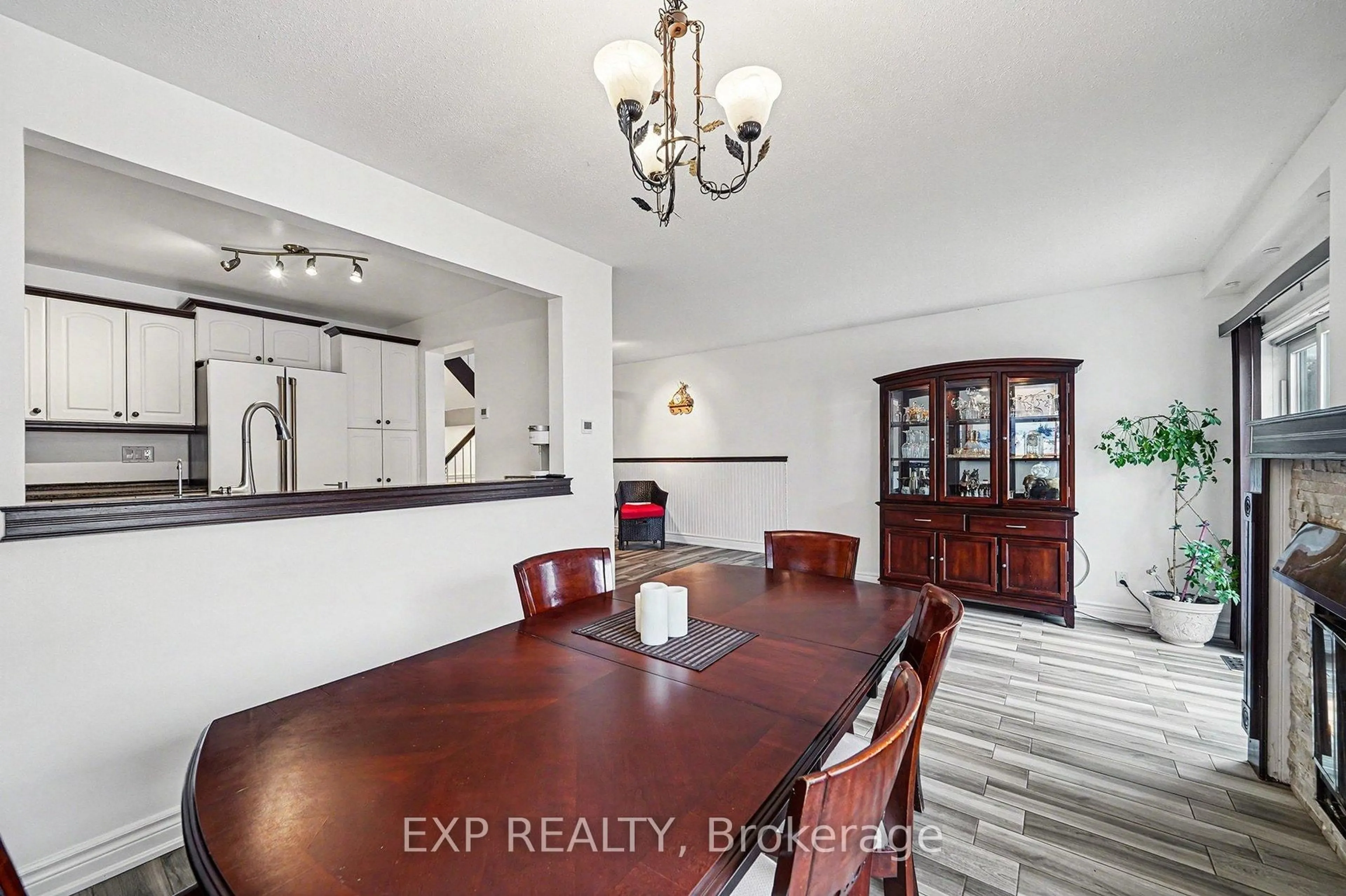 Dining room, ceramic/tile floor for 1145 D'erable Pl #100, Orleans Ontario K1C 5L5