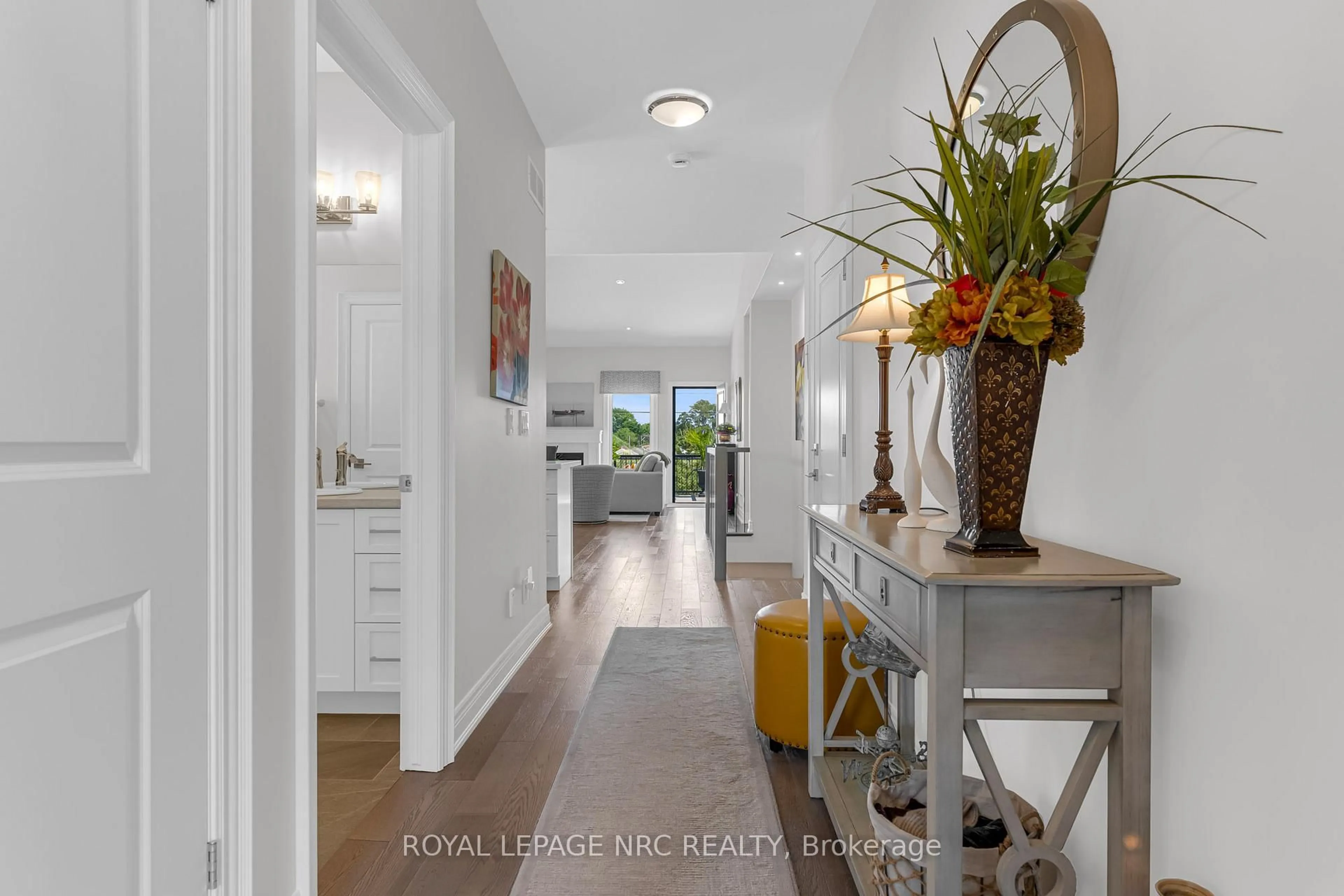 Indoor entryway for 180 Port Robinson Rd #48, Pelham Ontario L0S 1E6