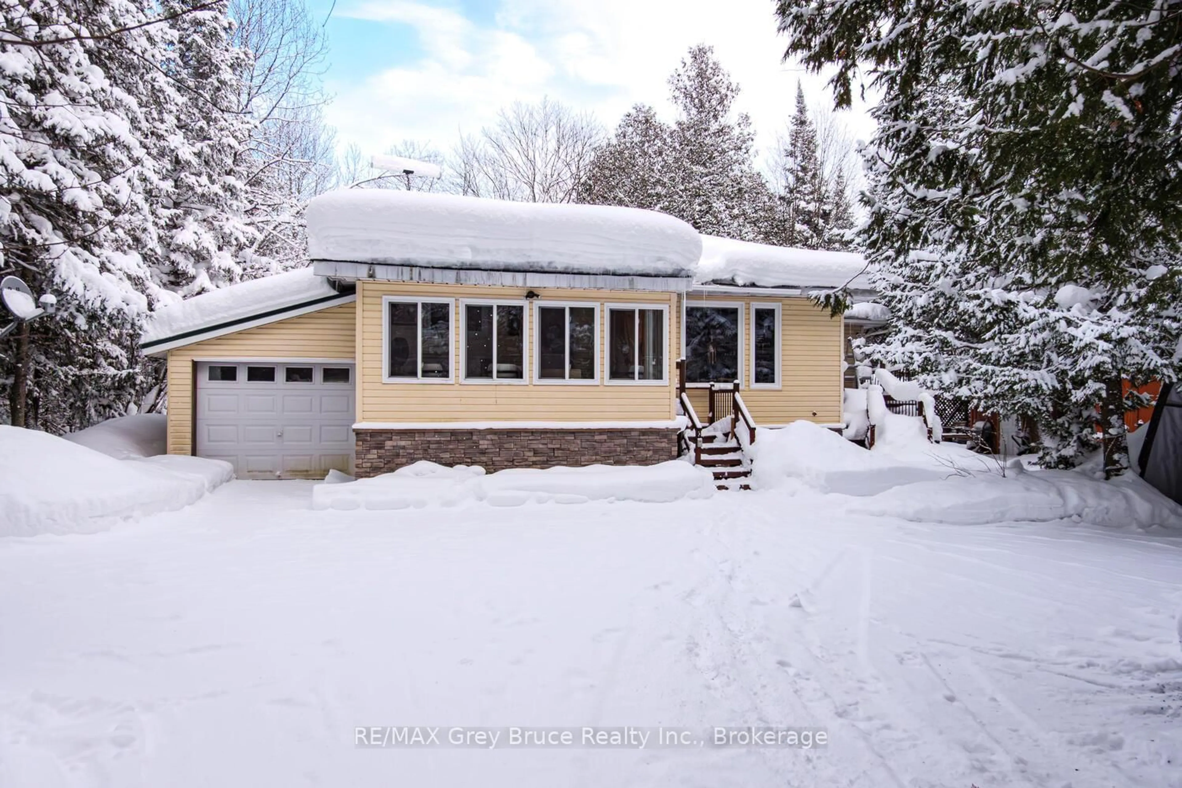 Unknown for 496 Berford Lake Rd, South Bruce Peninsula Ontario N0H 2T0