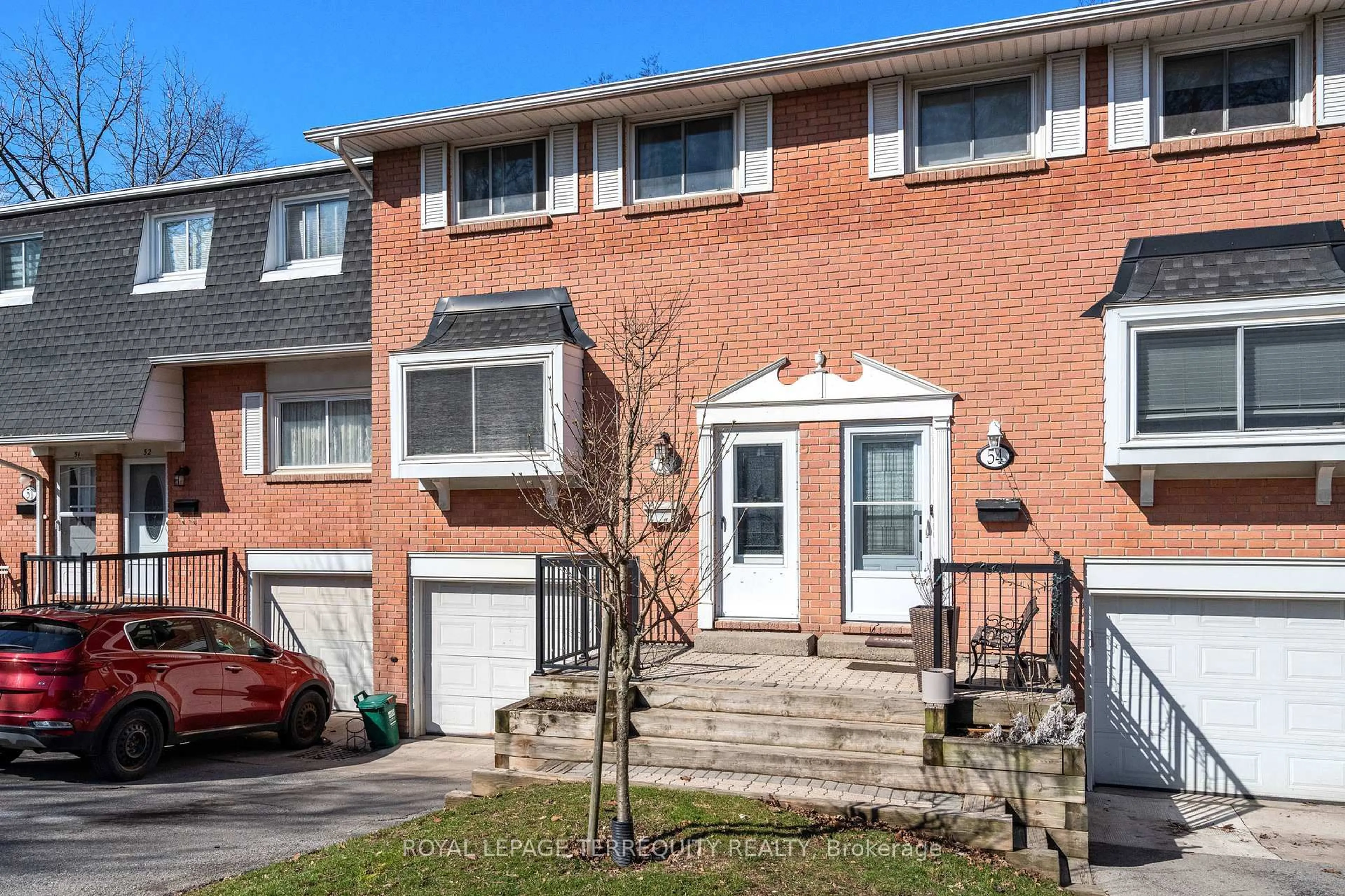 Home with brick exterior material, street for 185 Denistoun St #53, Welland Ontario L3C 6J6