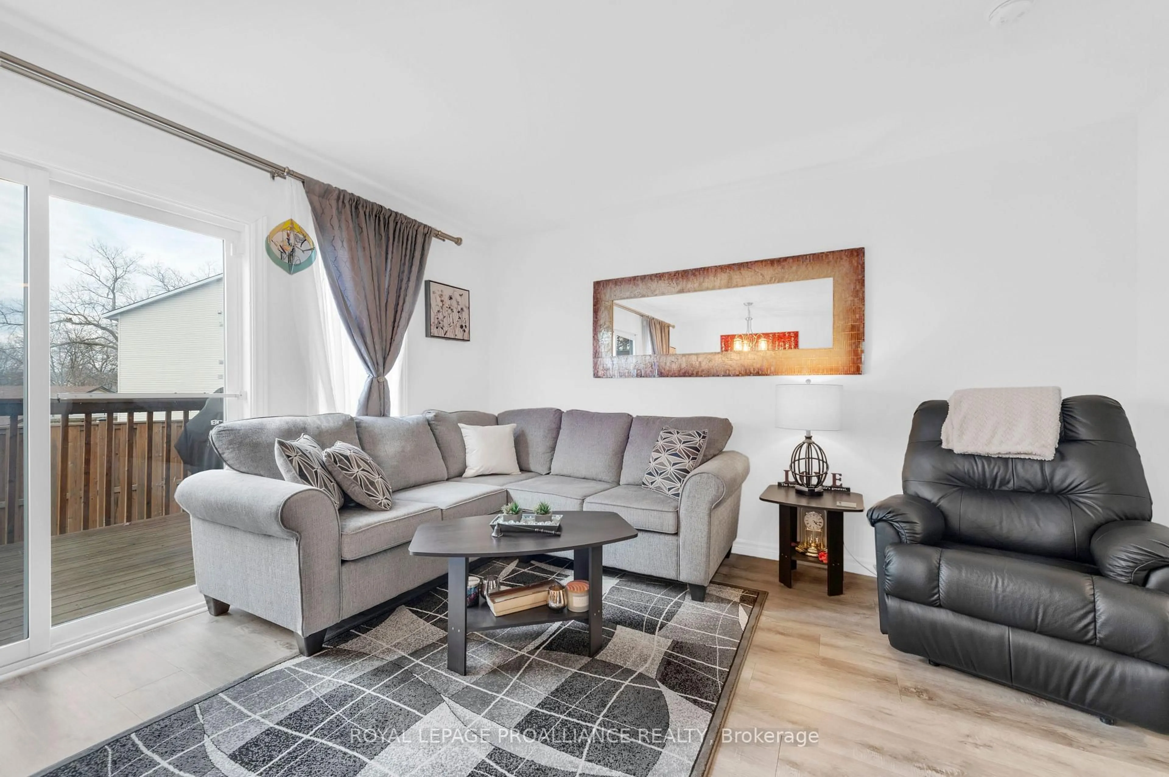 Living room with furniture, unknown for 35 Albion St #37, Belleville Ontario K8N 5Y8