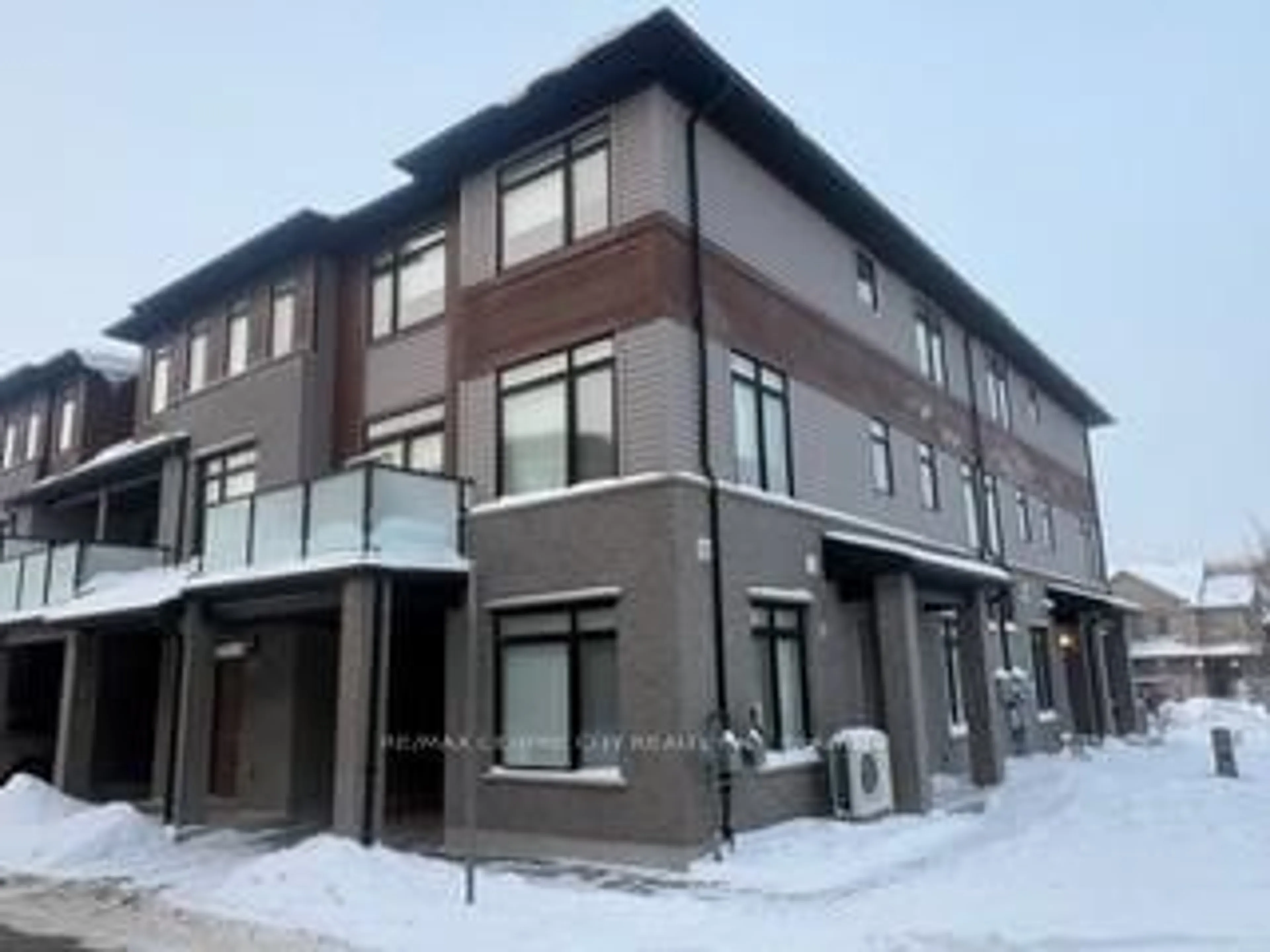 Home with brick exterior material, building for 3260 Singleton Ave #22, London South Ontario N6L 0E7