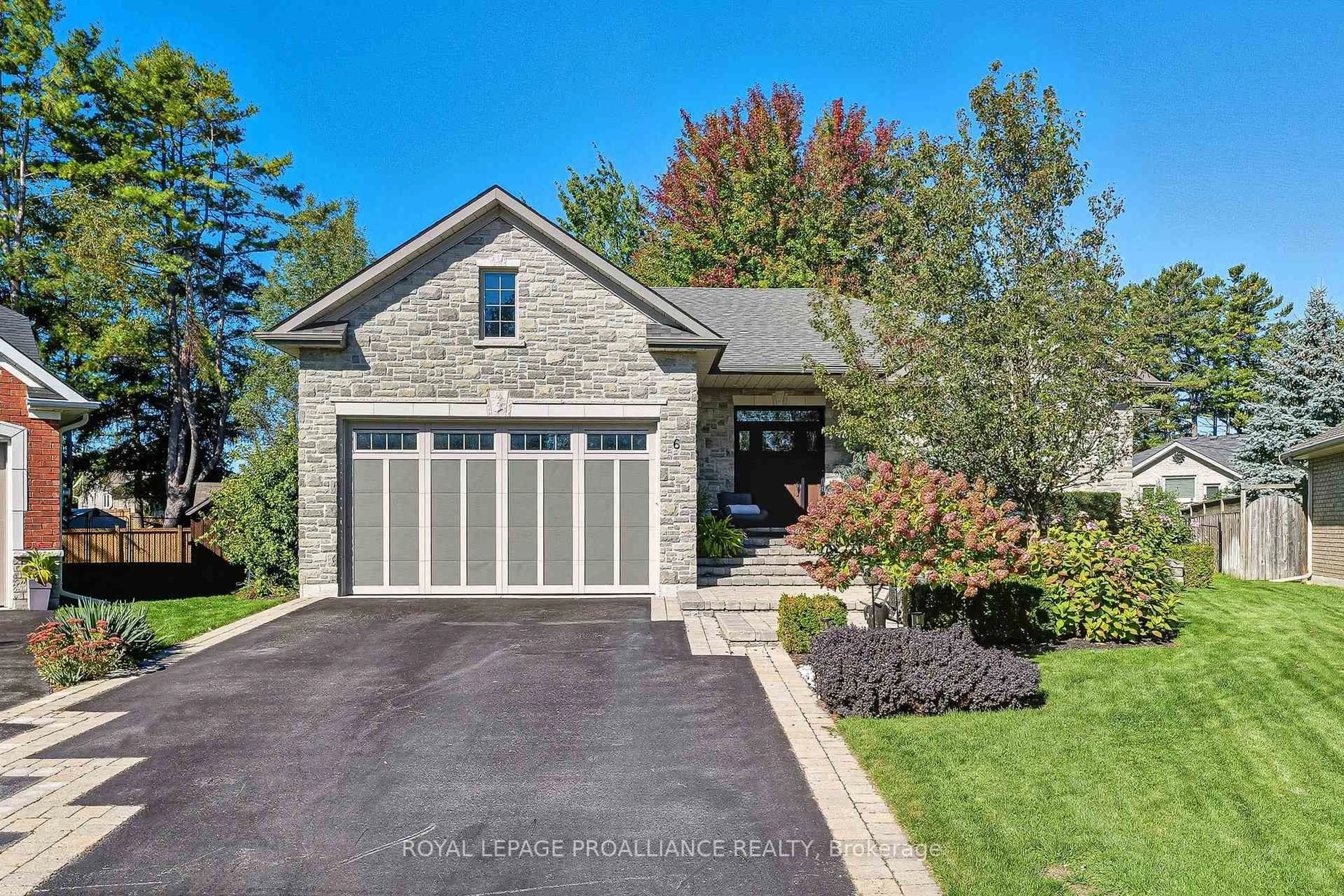 Home with brick exterior material, street for 6 Birch Crt, Brighton Ontario K0K 1H0