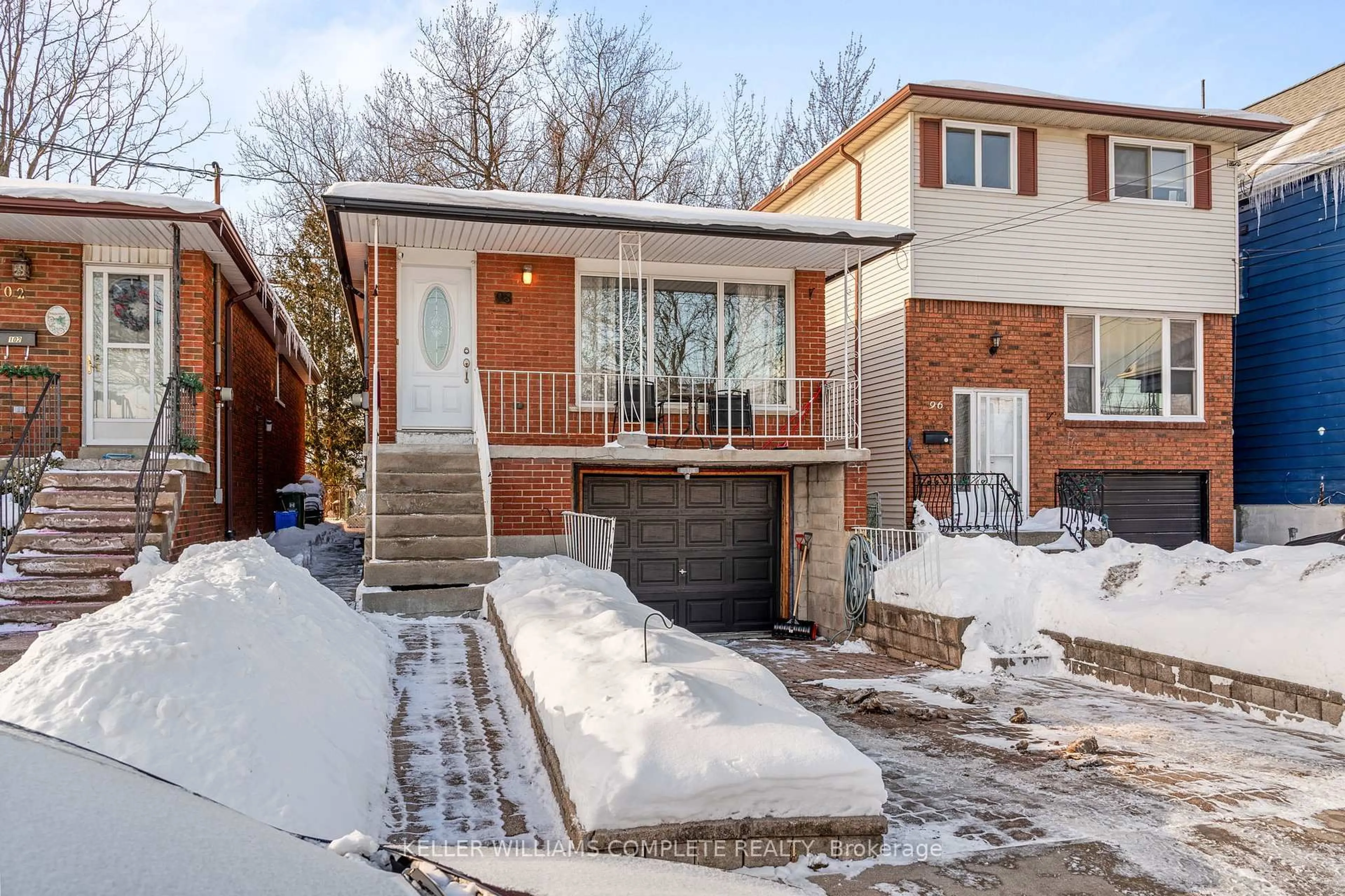 Home with brick exterior material, street for 98 EAST 35TH St, Hamilton Ontario L8V 3Y1