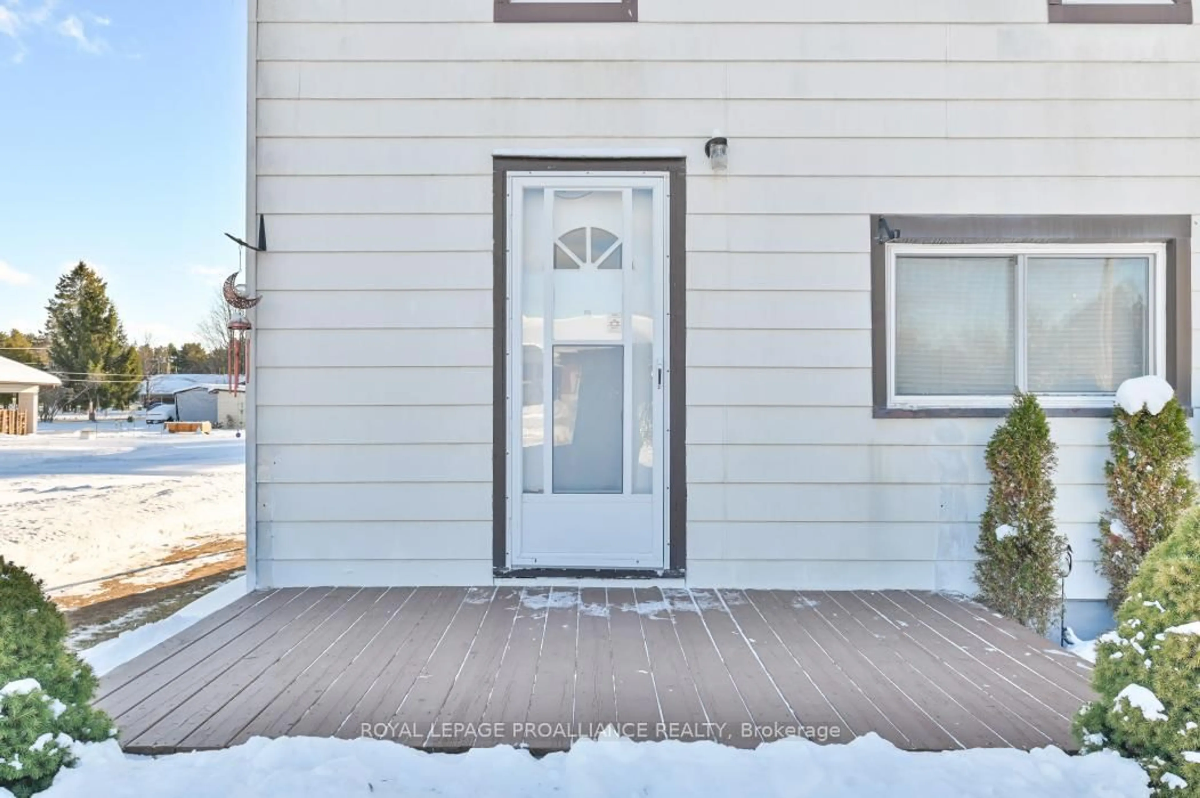 Indoor entryway for 36 Jones St, Kaladar Ontario K0H 1P0