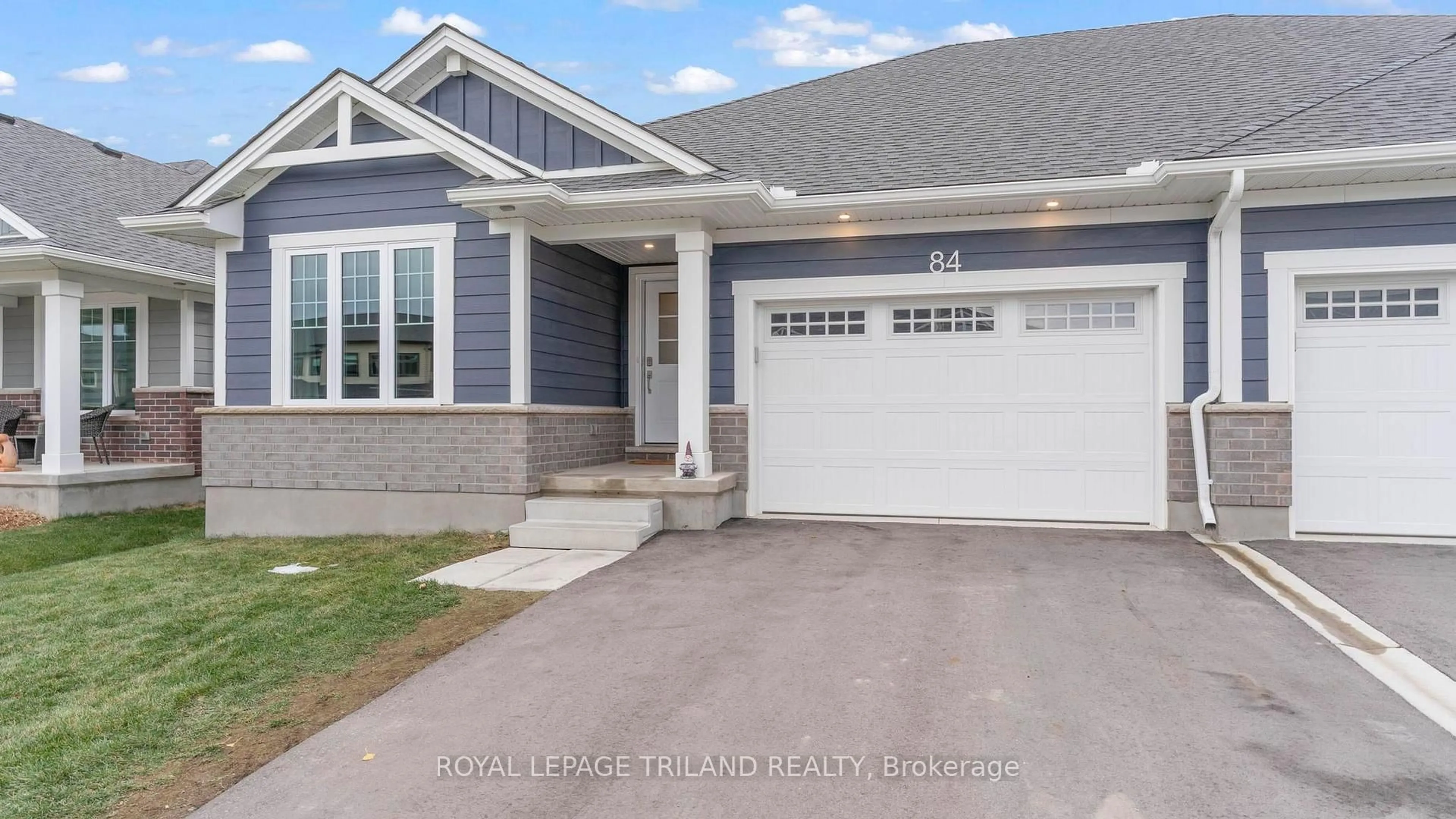 Home with vinyl exterior material, street for 84 EMPIRE Pkwy, St. Thomas Ontario N5R 0N4