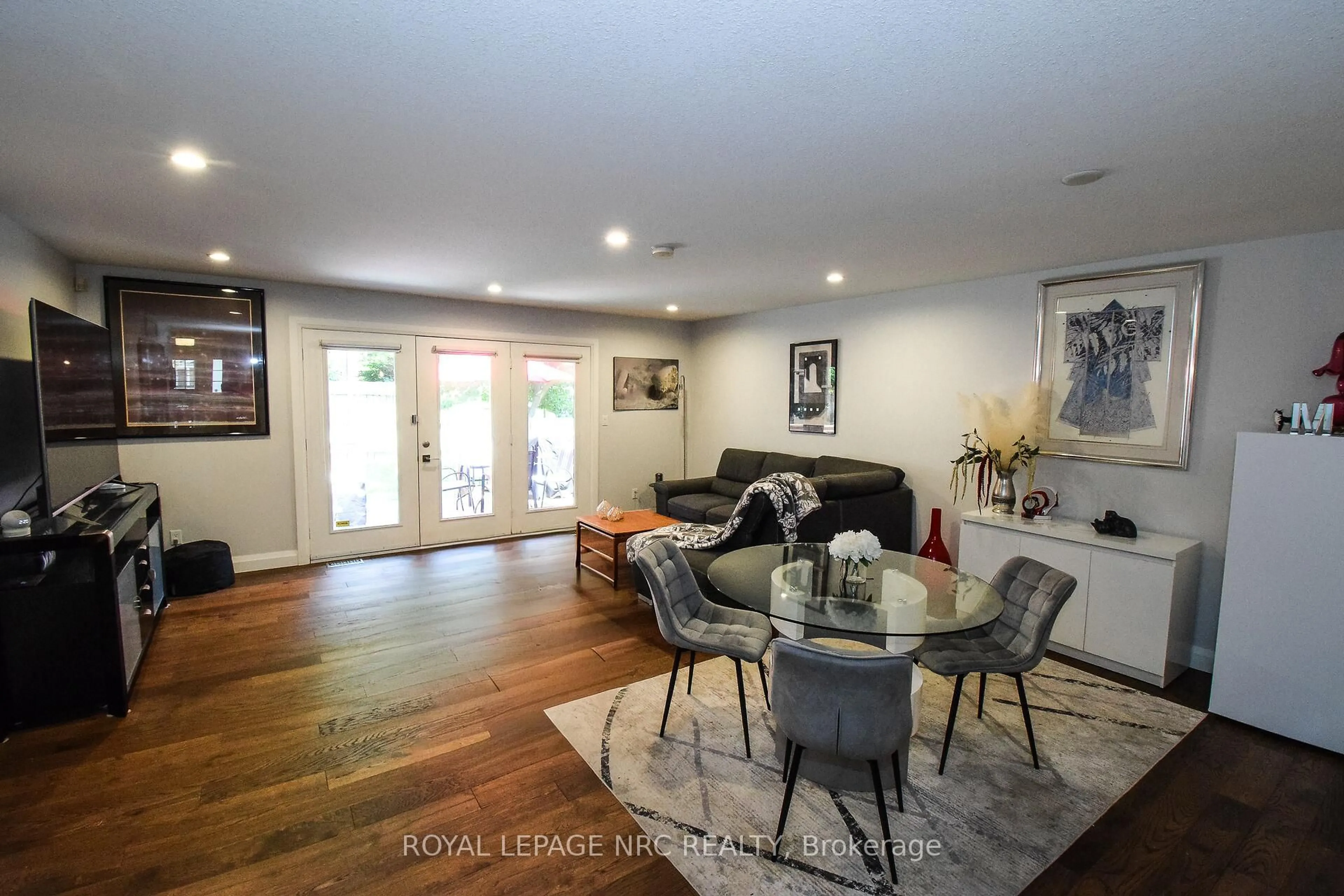 Unknown for 2684 Mewburn Rd #12, Niagara Falls Ontario L2J 0A9