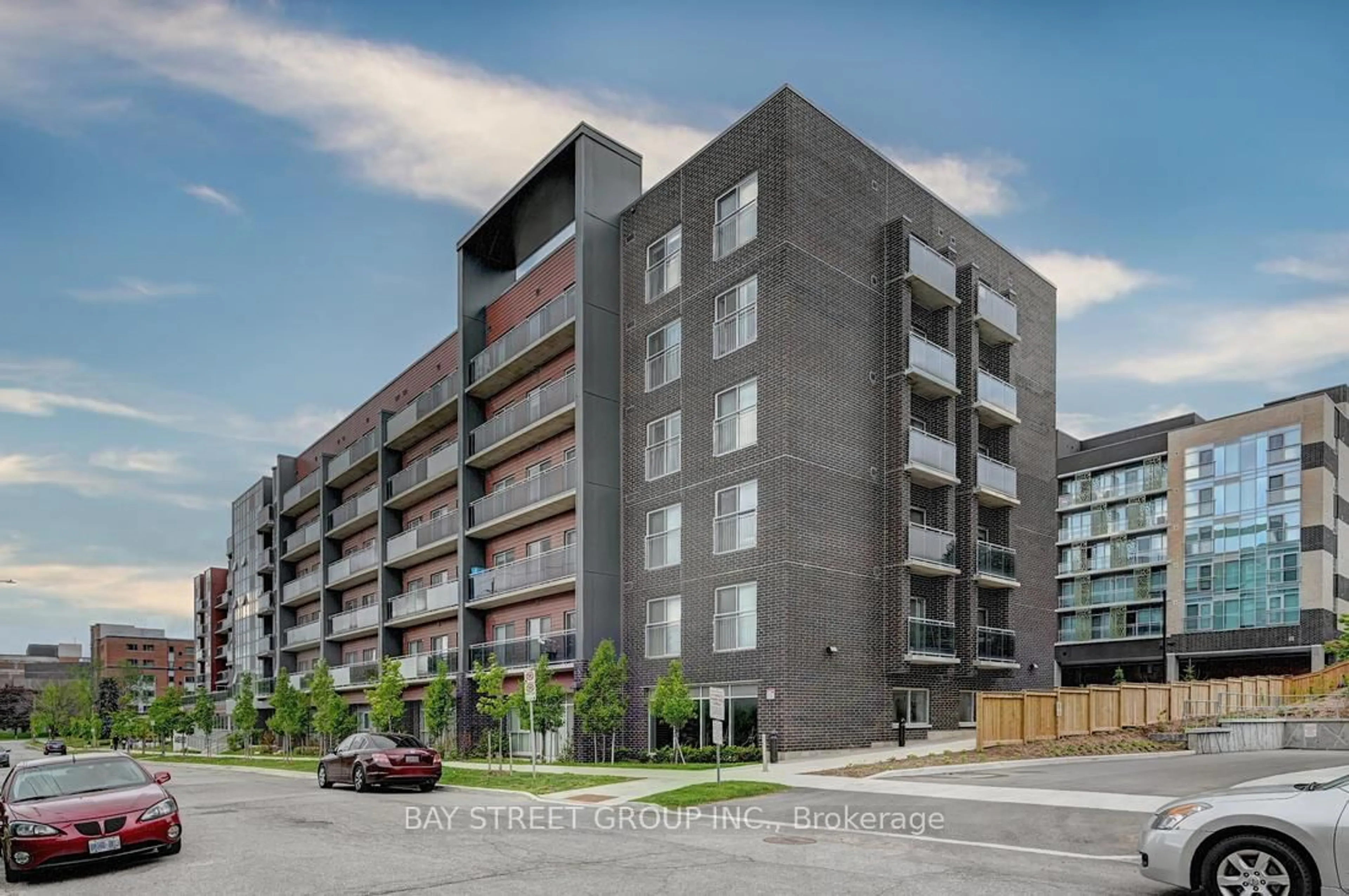 Unknown for 251 Hemlock St #308, Waterloo Ontario N2L 0H2