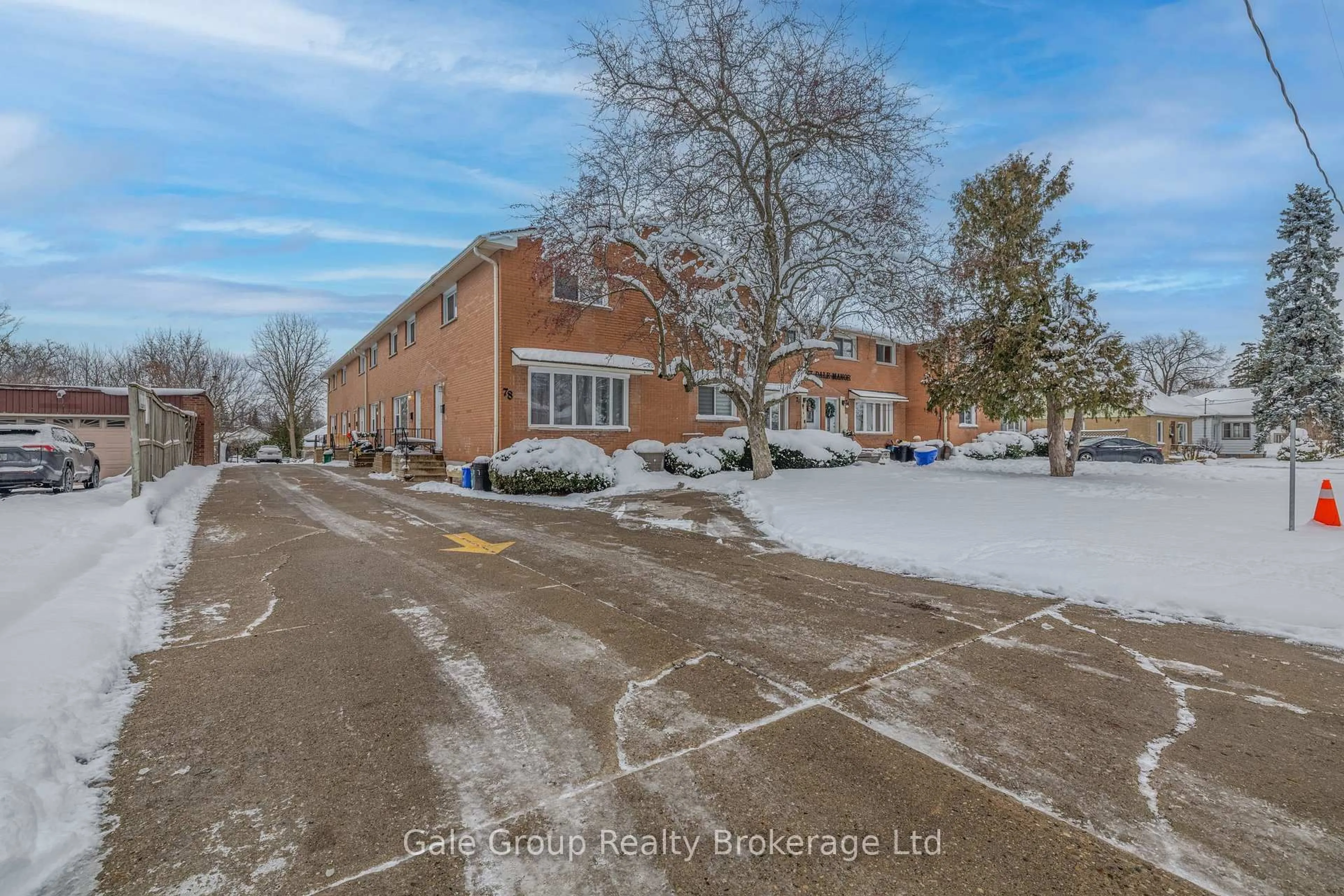 A pic from outside/outdoor area/front of a property/back of a property/a pic from drone, street for 78 Bee St #11, Woodstock Ontario N4S 3Z3