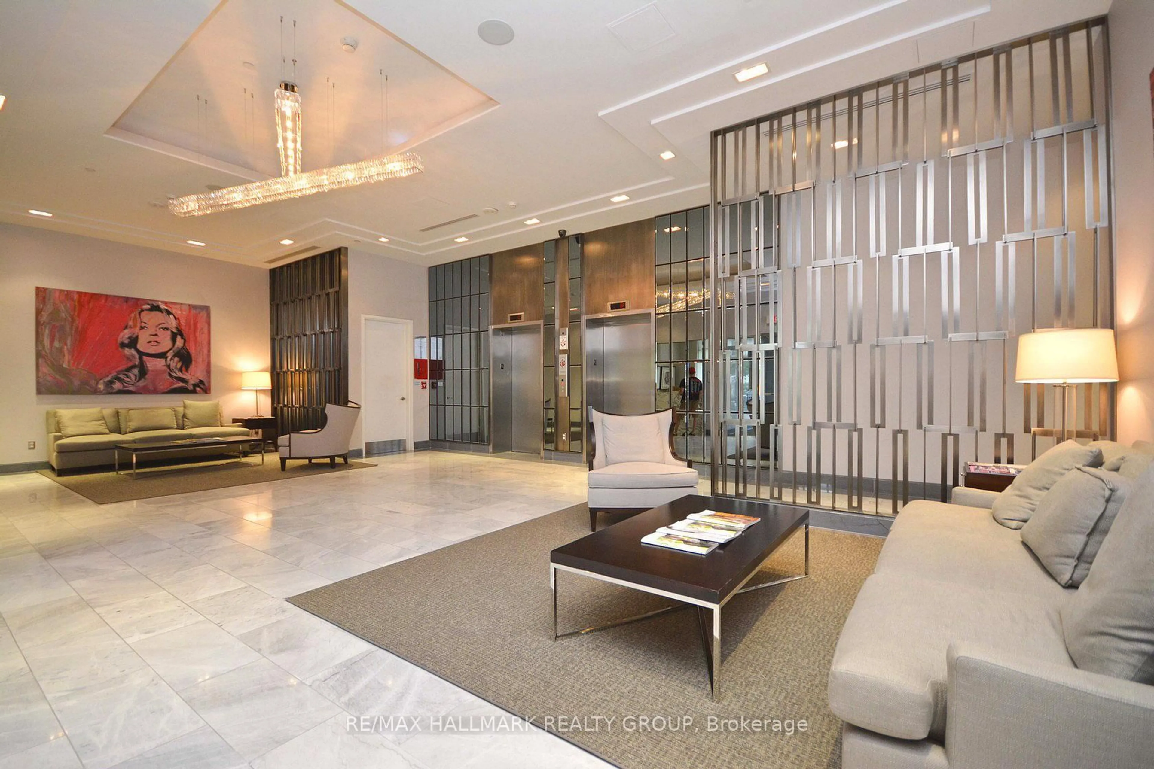 Lobby for 300 Lisgar St #1502, Ottawa Ontario K2P 0E2