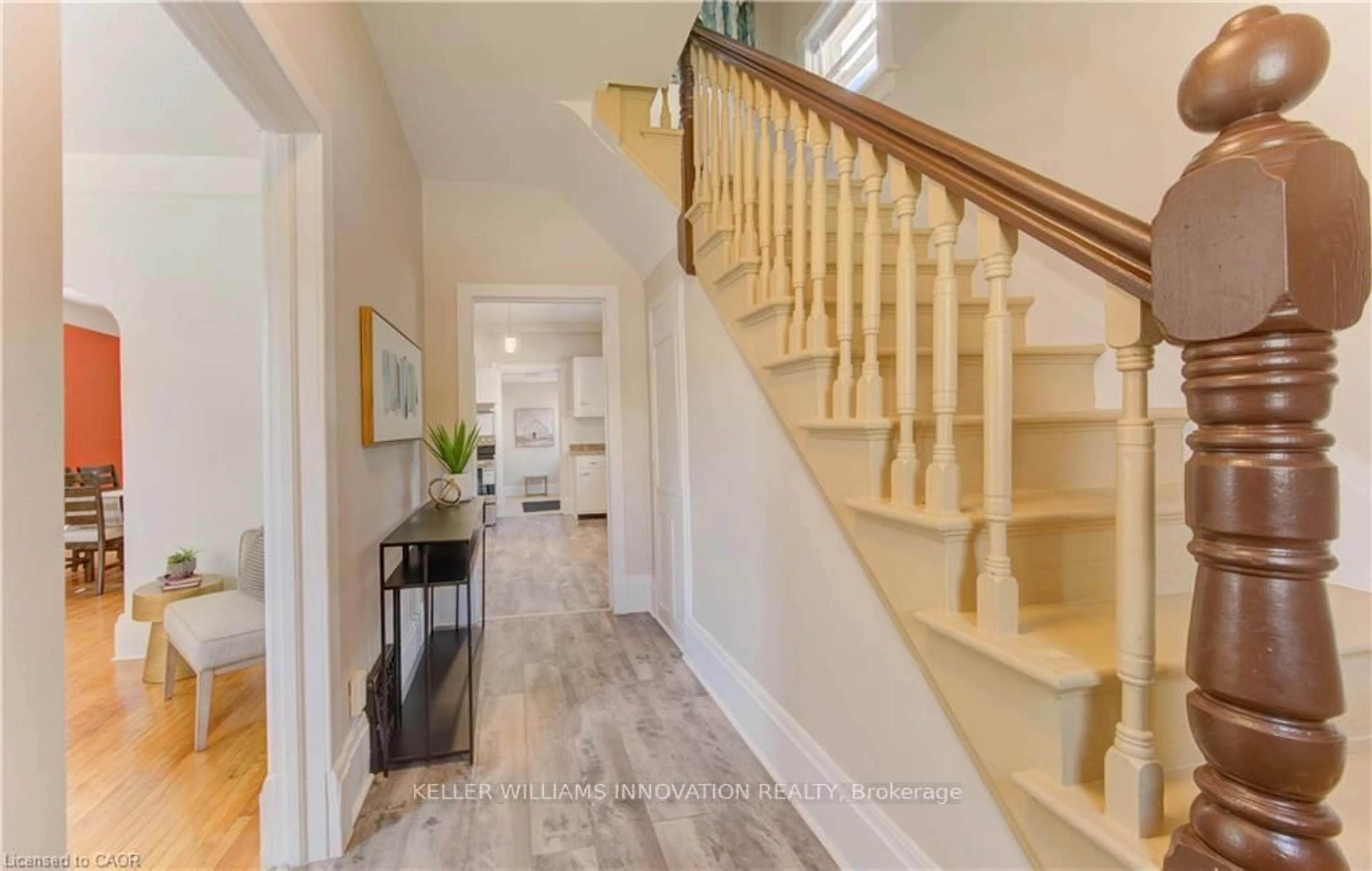 Indoor entryway for 229 Lancaster St, Kitchener Ontario N2H 1N5