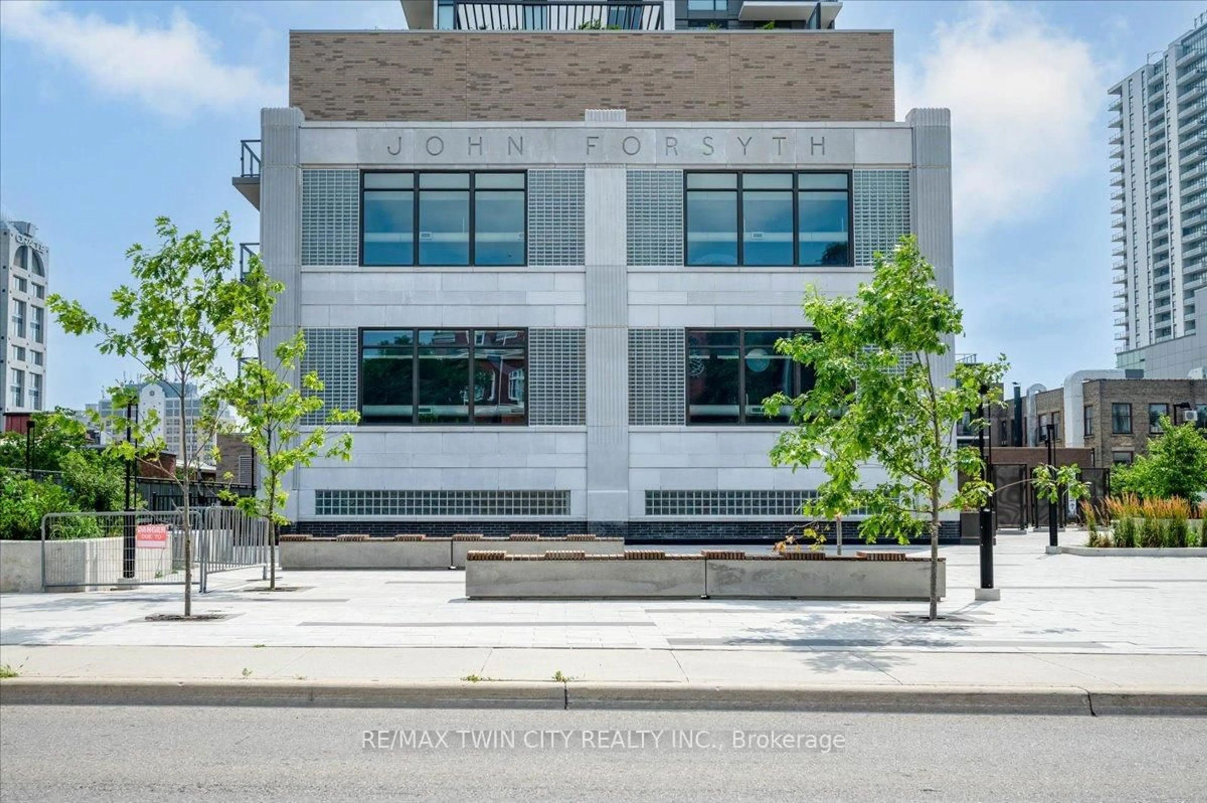 Unknown for 55 Duke St #505, Kitchener Ontario N2H 0C9