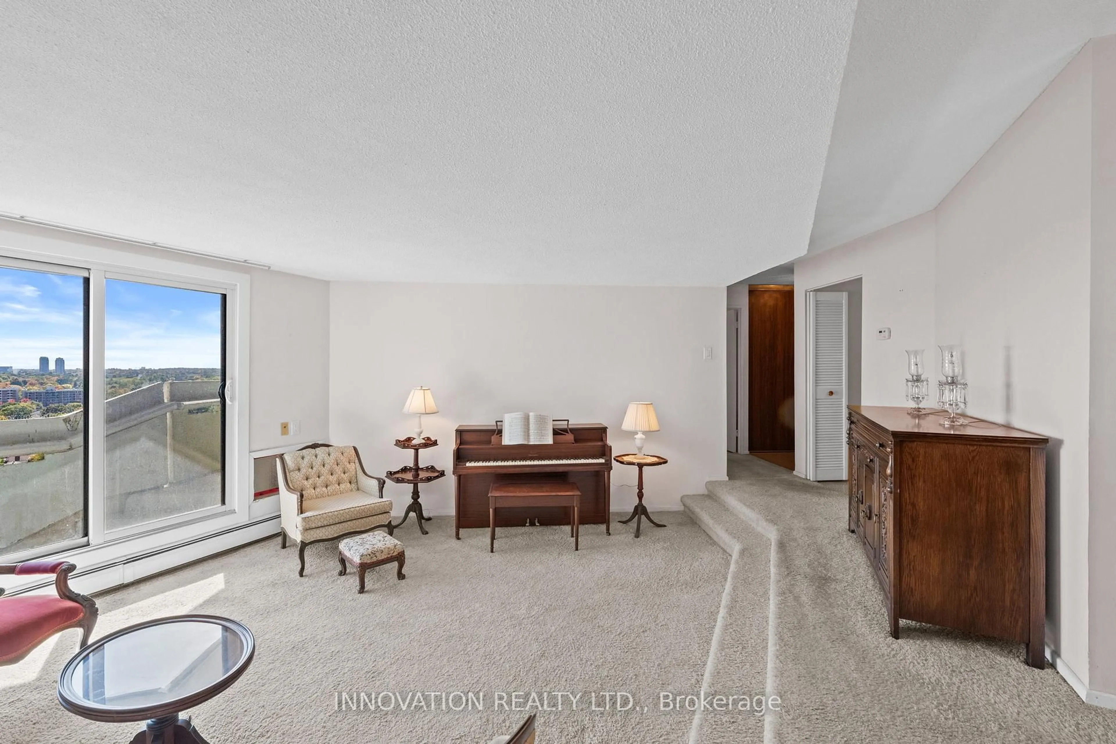 A pic of a room for 1171 Ambleside Dr #1905, Ottawa Ontario K2B 8E1