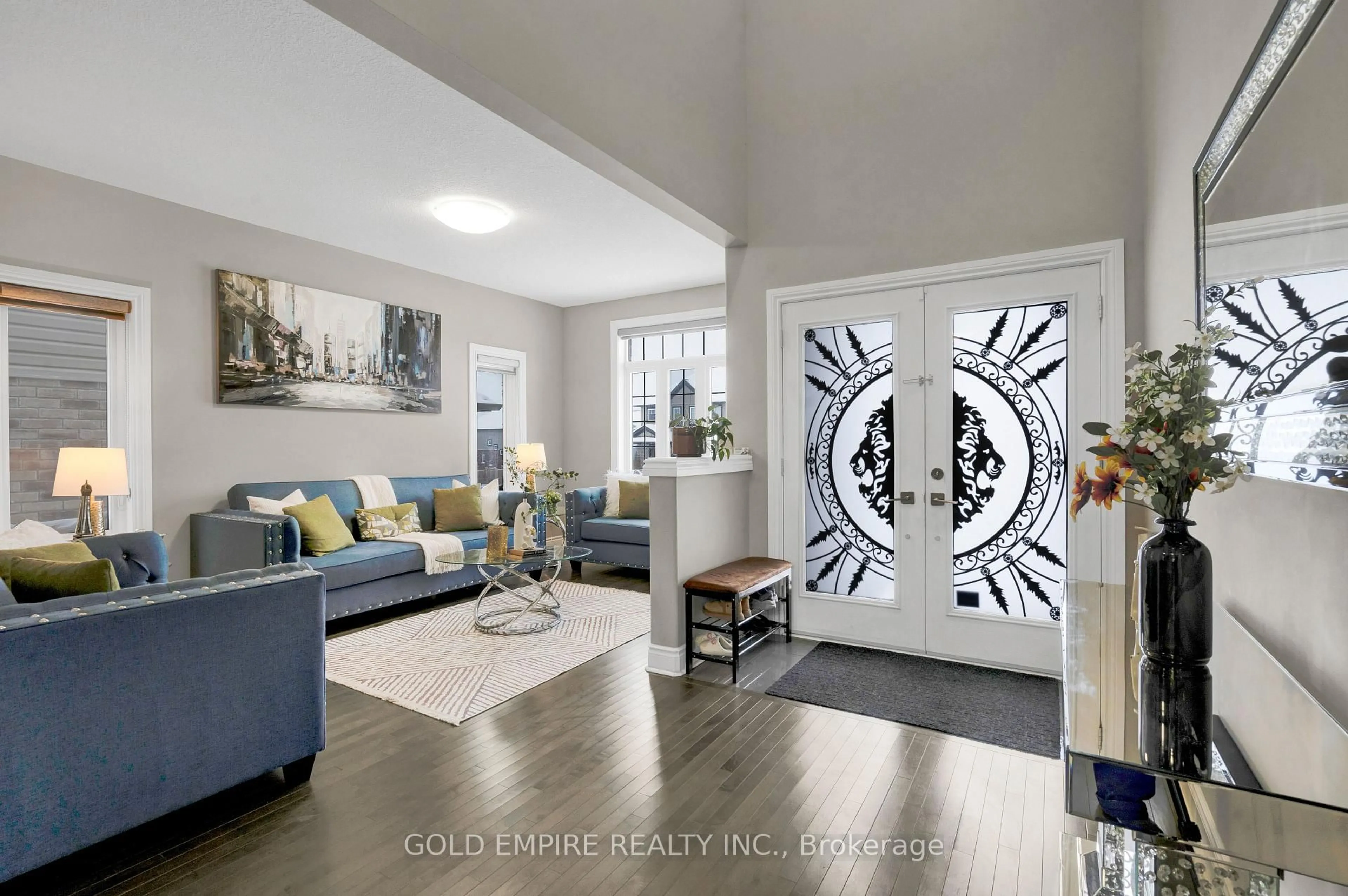 Indoor entryway for 2605 Seven Oaks Rdge, London South Ontario N6M 0E8