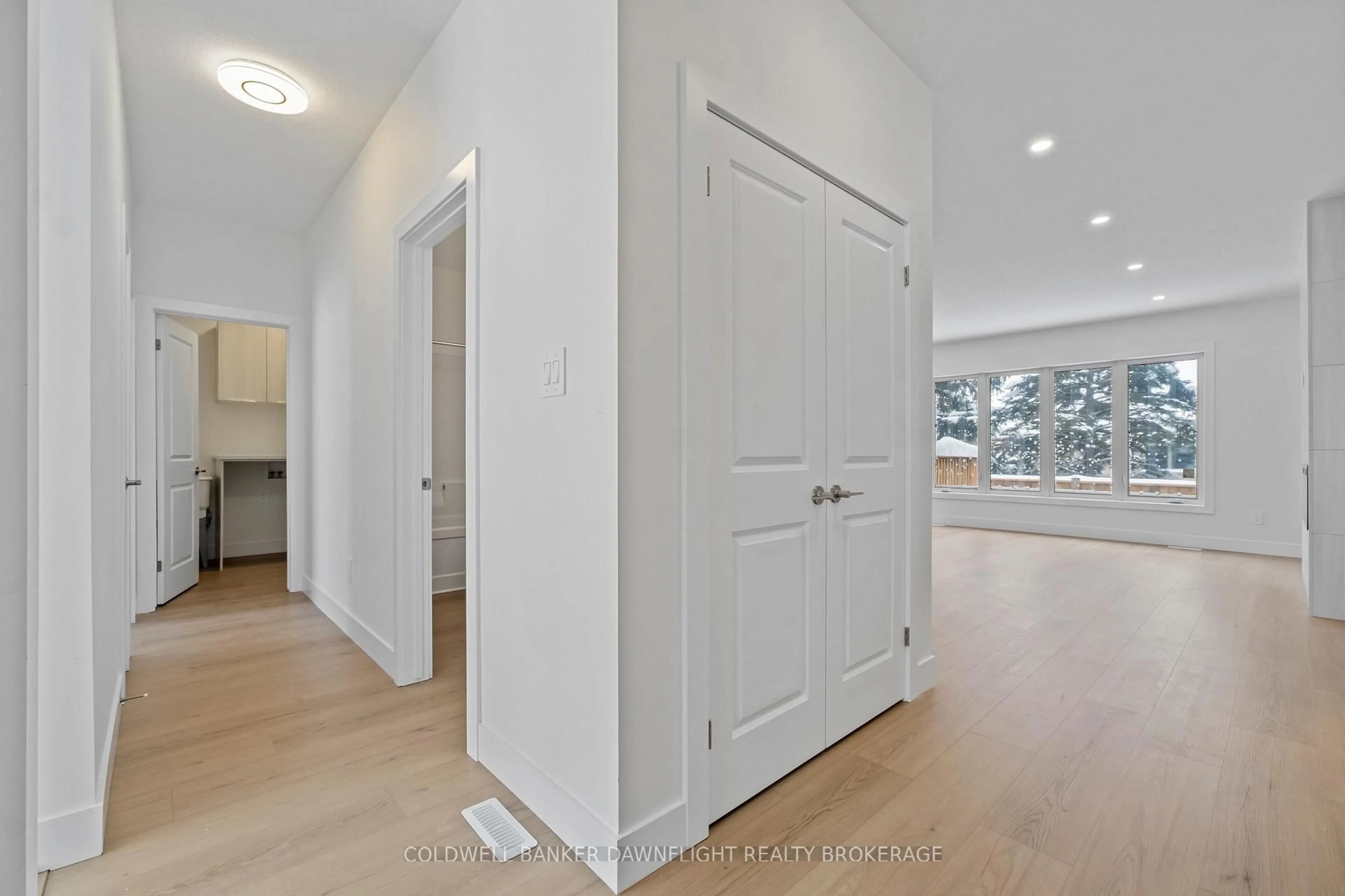 Indoor entryway for 56 Moonlight Crt, Central Huron Ontario N0M 1L0