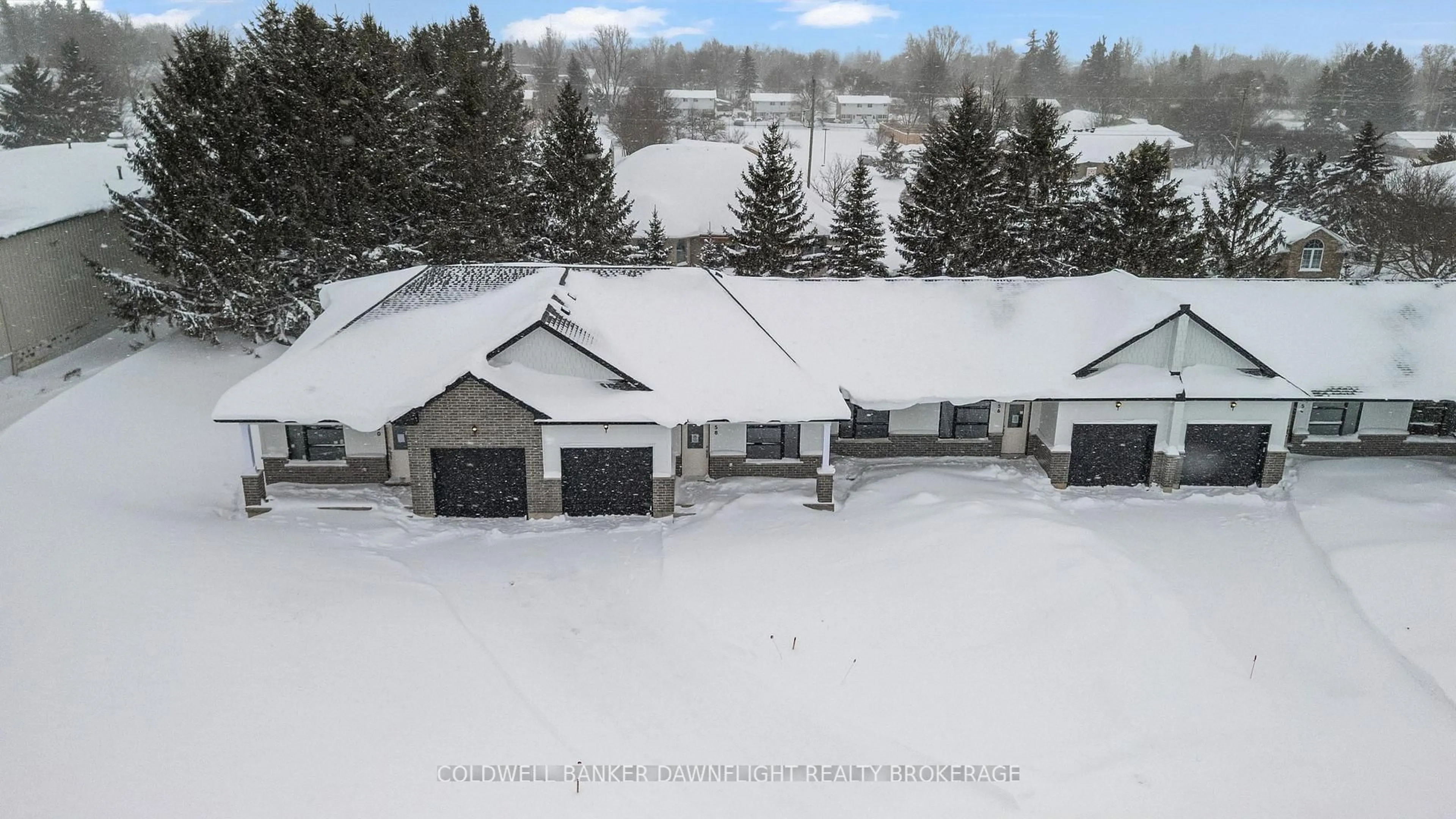 A pic from outside/outdoor area/front of a property/back of a property/a pic from drone, mountain view for 58 Moonlight Crt, Central Huron Ontario N0M 1L0