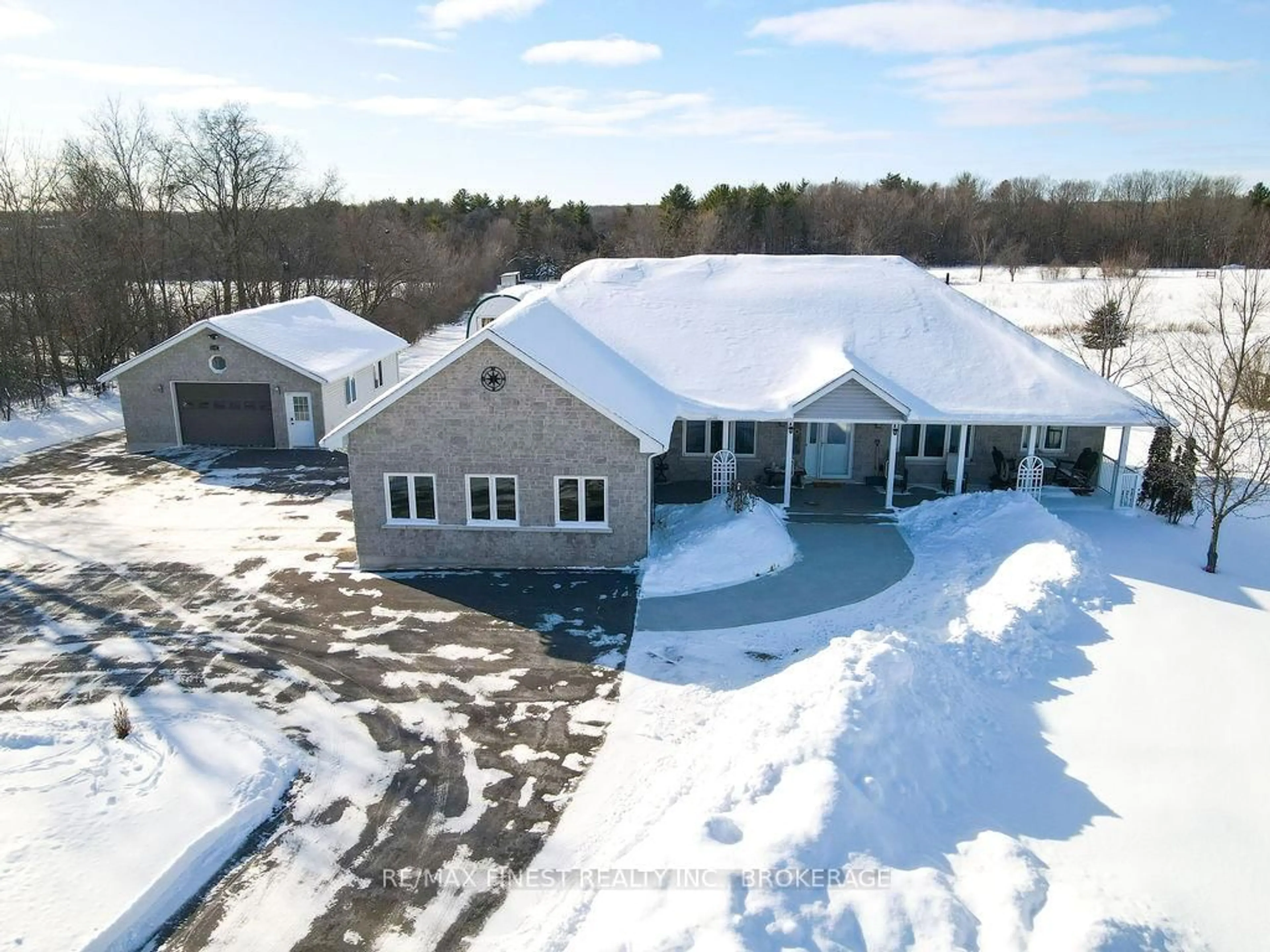 A pic from outside/outdoor area/front of a property/back of a property/a pic from drone, building for 4987 Bedford Rd, Picton Ontario K0K 2T0