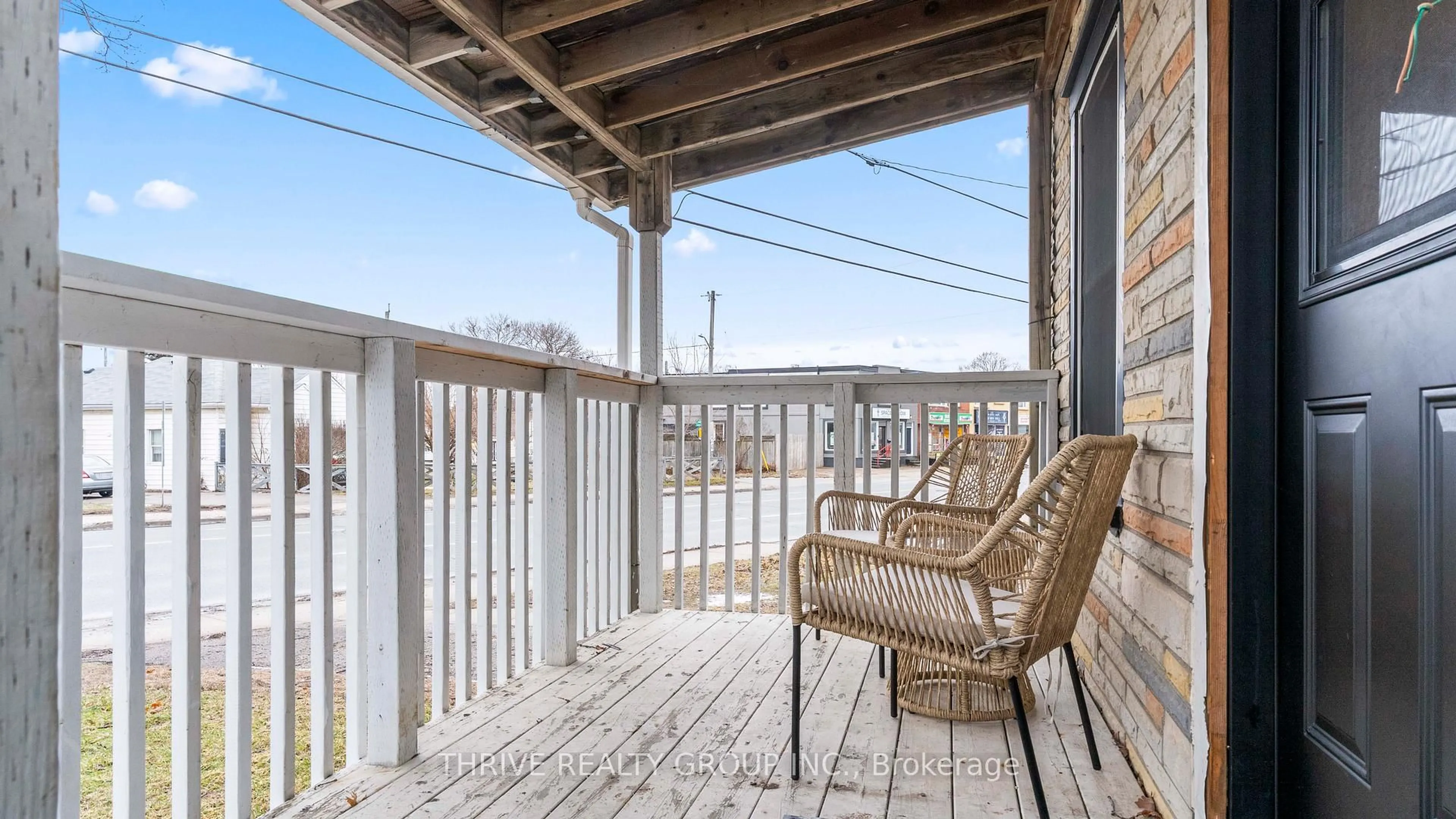 Patio, water/lake/river/ocean view for 894 Hamilton Rd, London East Ontario N5Z 1V9