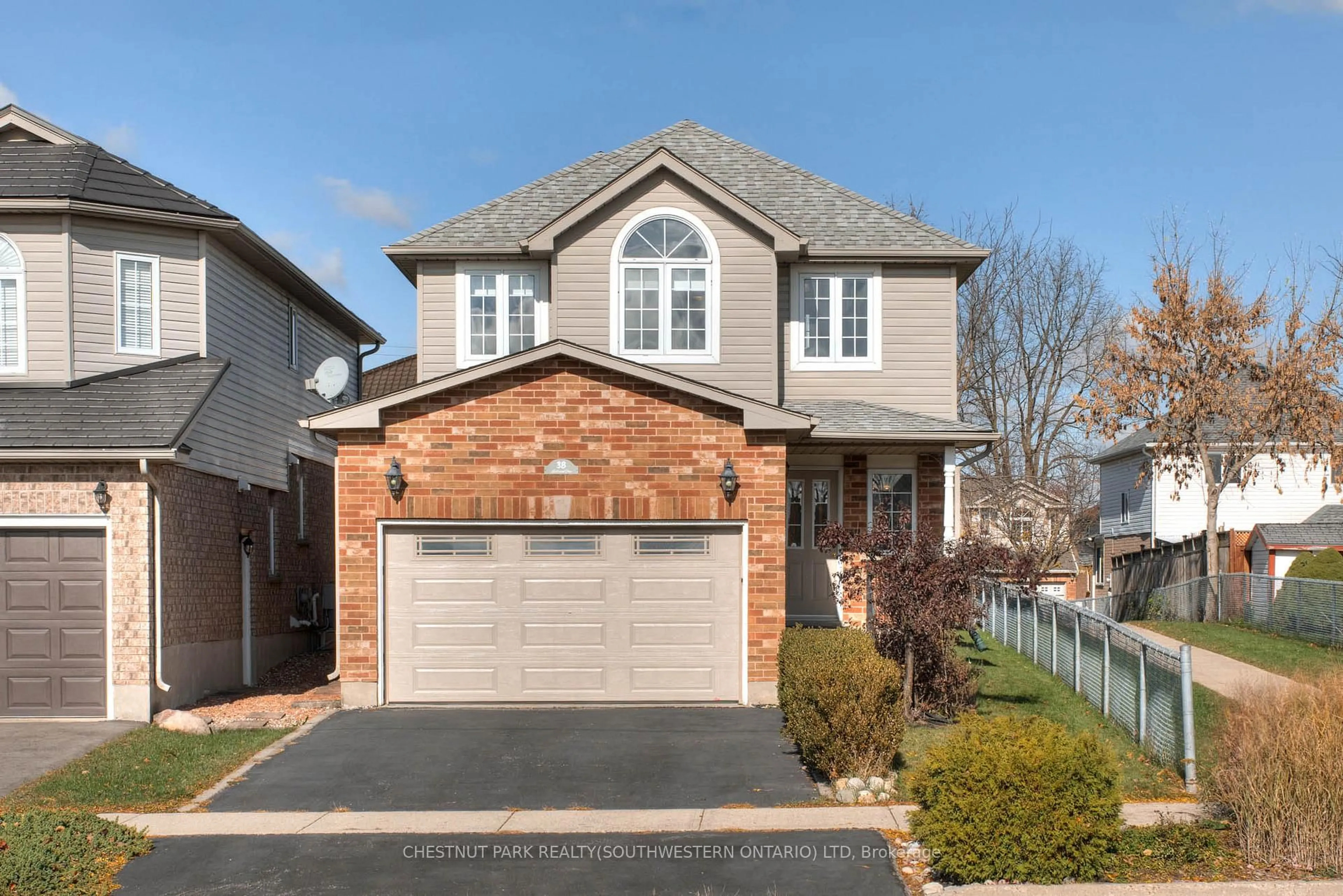 Home with brick exterior material, street for 38 Heatherwood Pl, Kitchener Ontario N2N 3P4