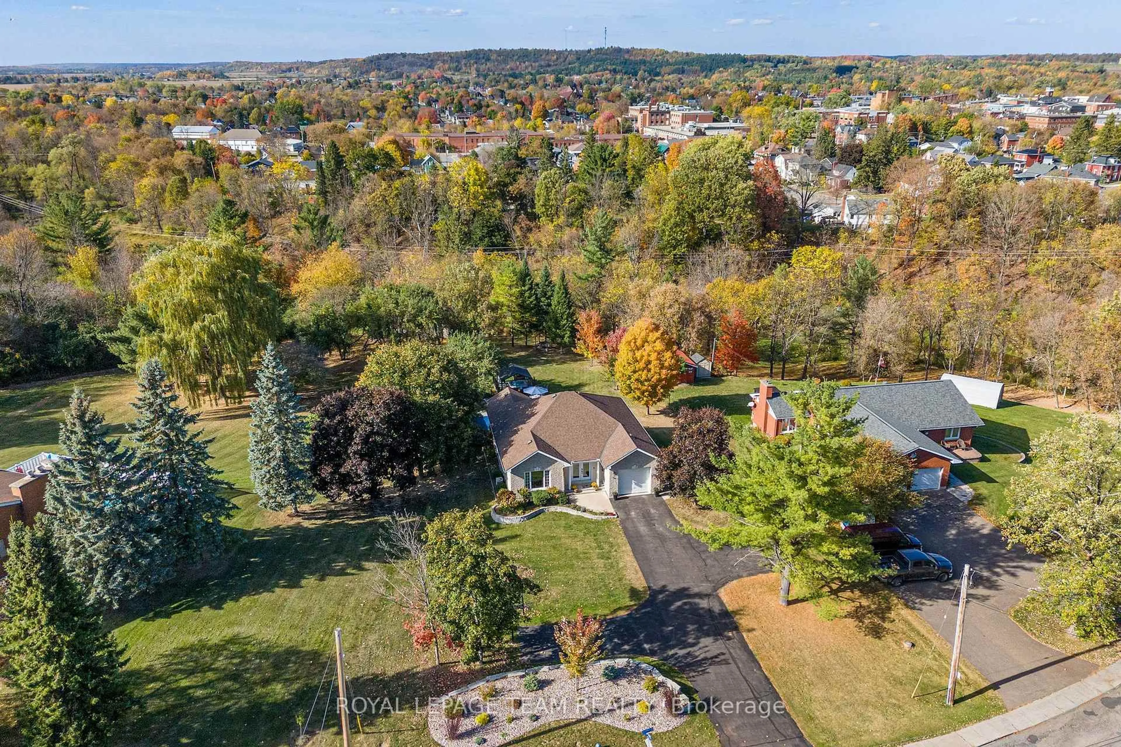 A pic from outside/outdoor area/front of a property/back of a property/a pic from drone, unknown for 230 Opeongo Rd, Renfrew Ontario K7V 2T5