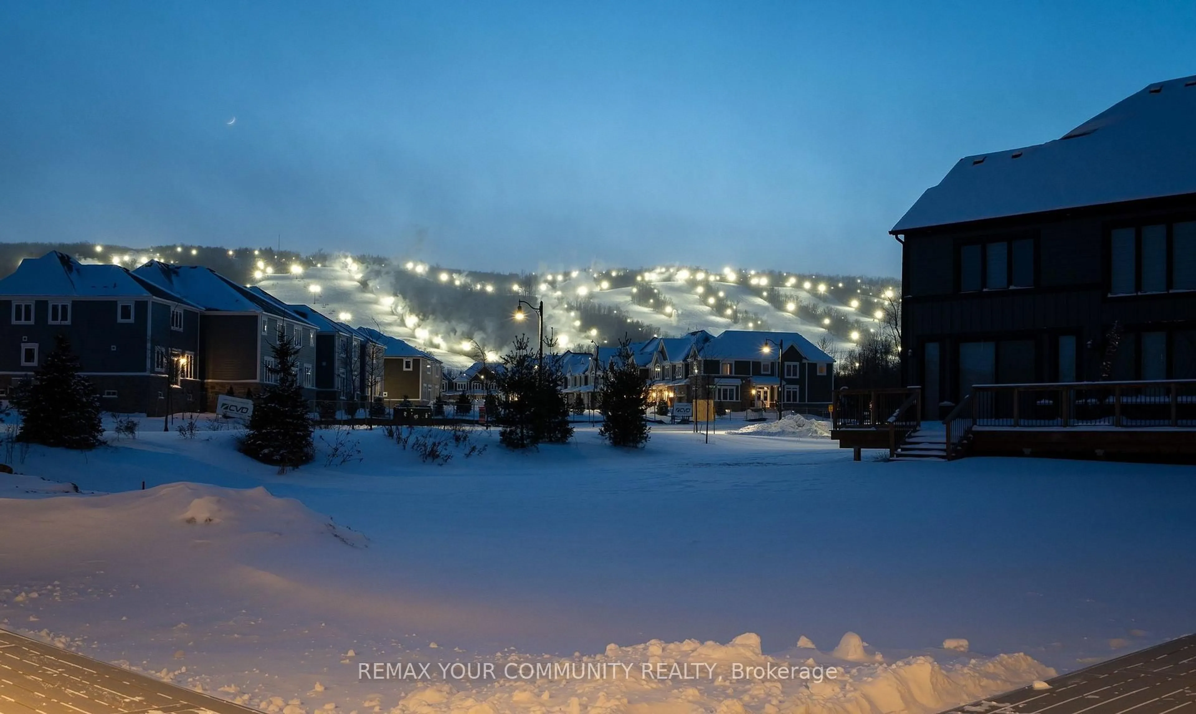 Blurry image for 103 Stillwater Cres, Blue Mountains Ontario L9Y 4P5