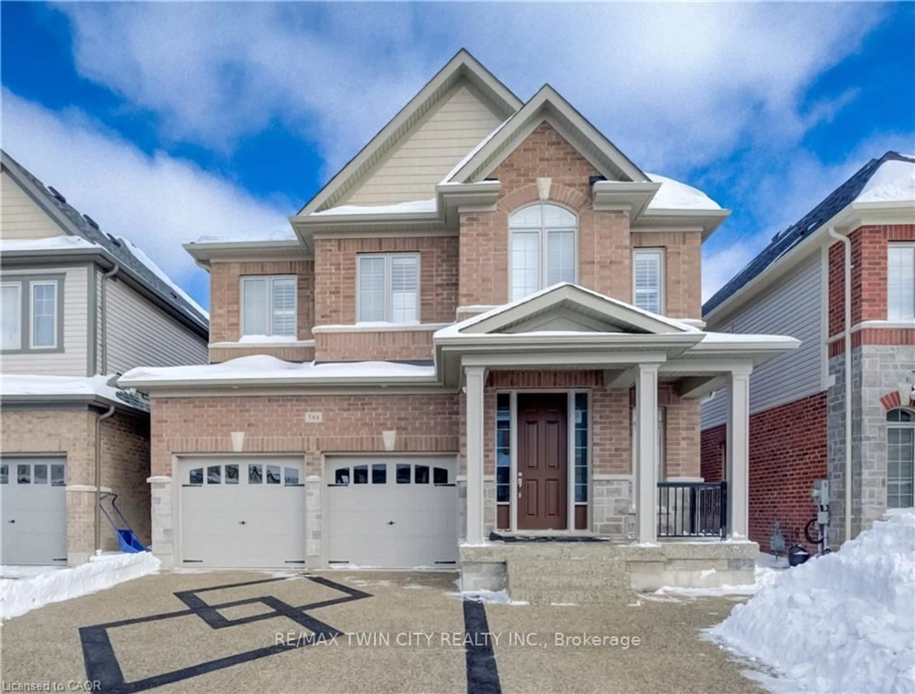 Home with brick exterior material, street for 588 BECKVIEW Cres, Kitchener Ontario N2R 0R4