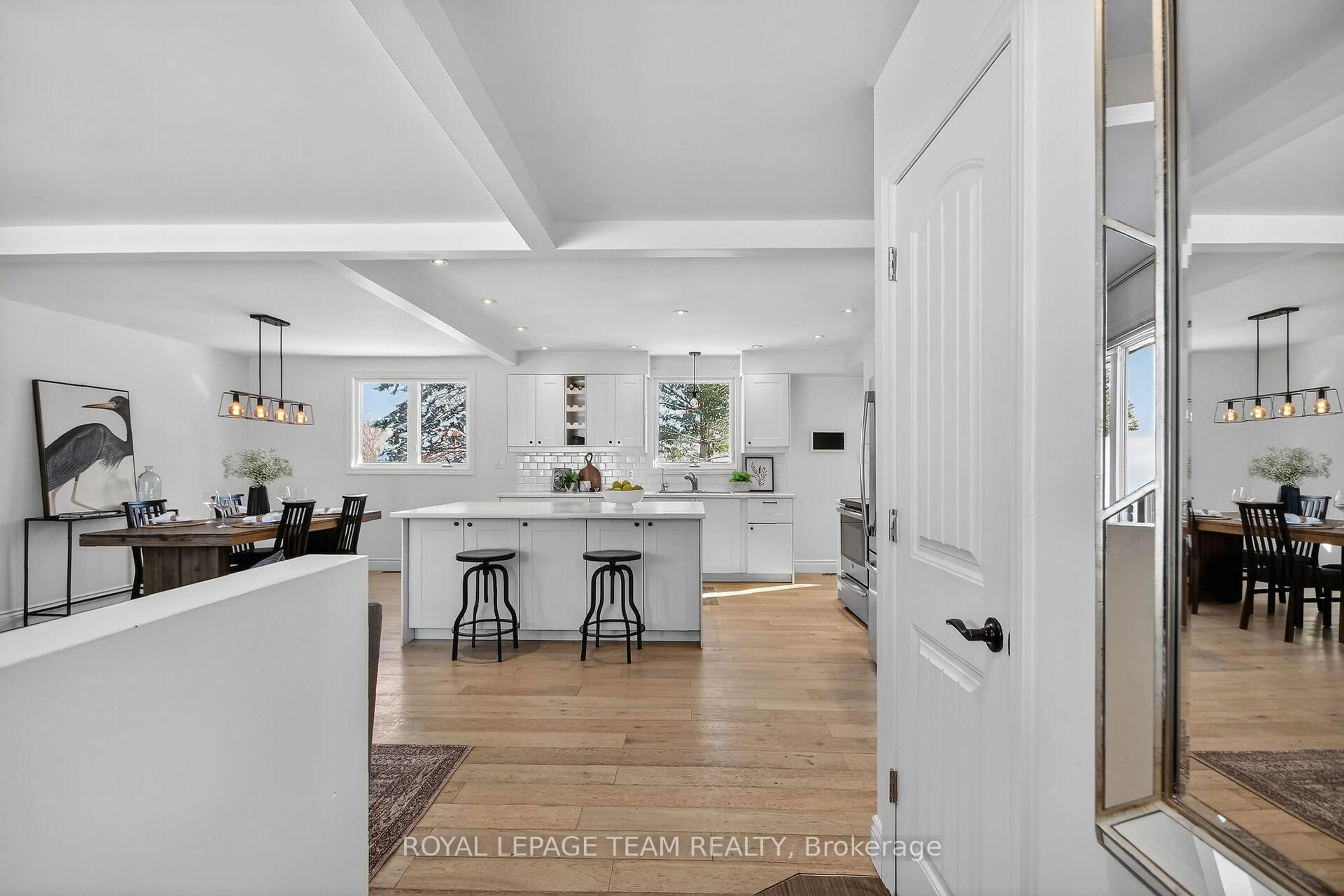 Open concept kitchen, ceramic/tile floor for 2968 Harbison Rd, Richmond Ontario K0A 2Z0