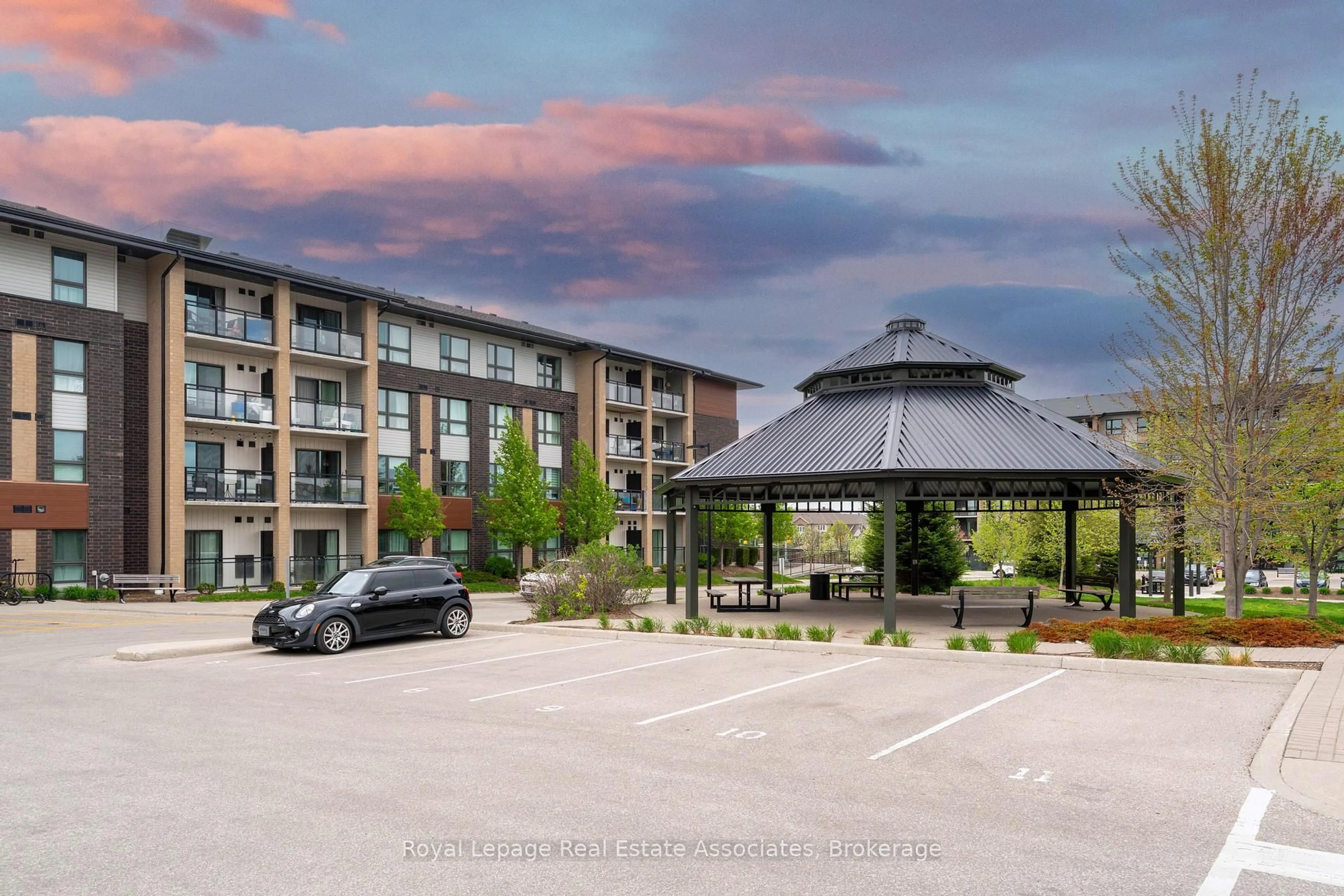 Unknown for 25 Kay Cres #306, Guelph Ontario N1L 0P2