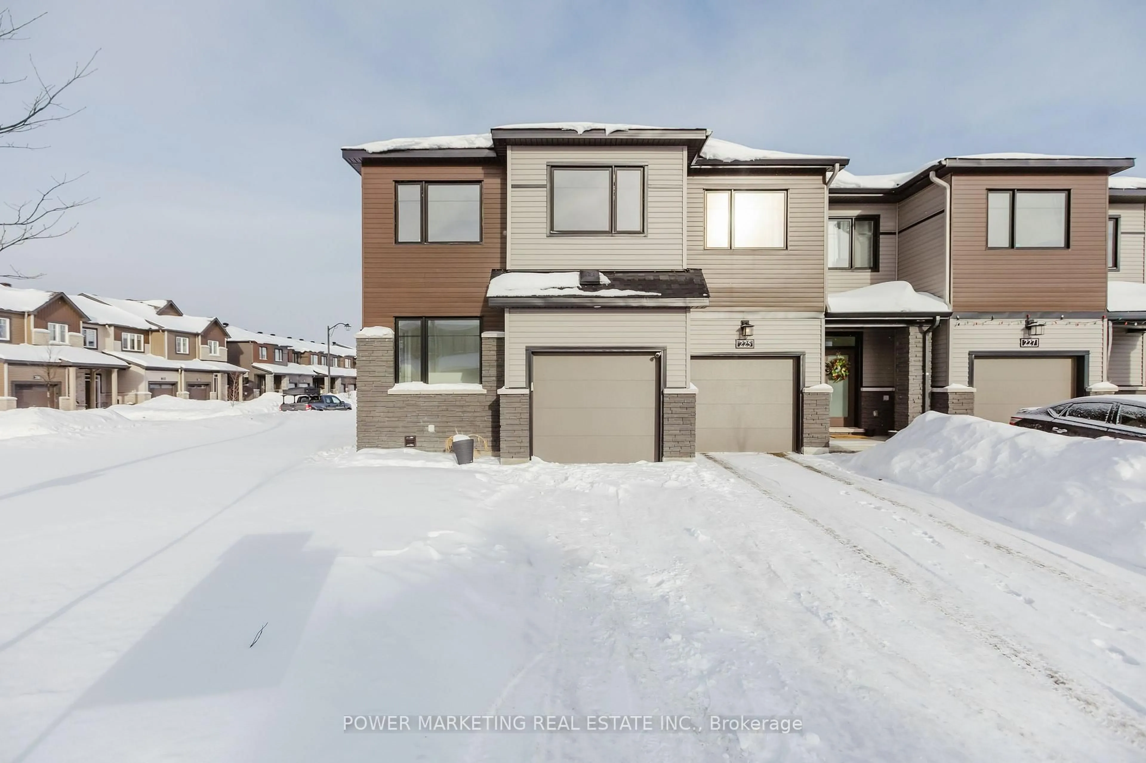 A pic from outside/outdoor area/front of a property/back of a property/a pic from drone, street for 339 BLOSSOM PASS Terr, Ottawa Ontario K4A 5P2