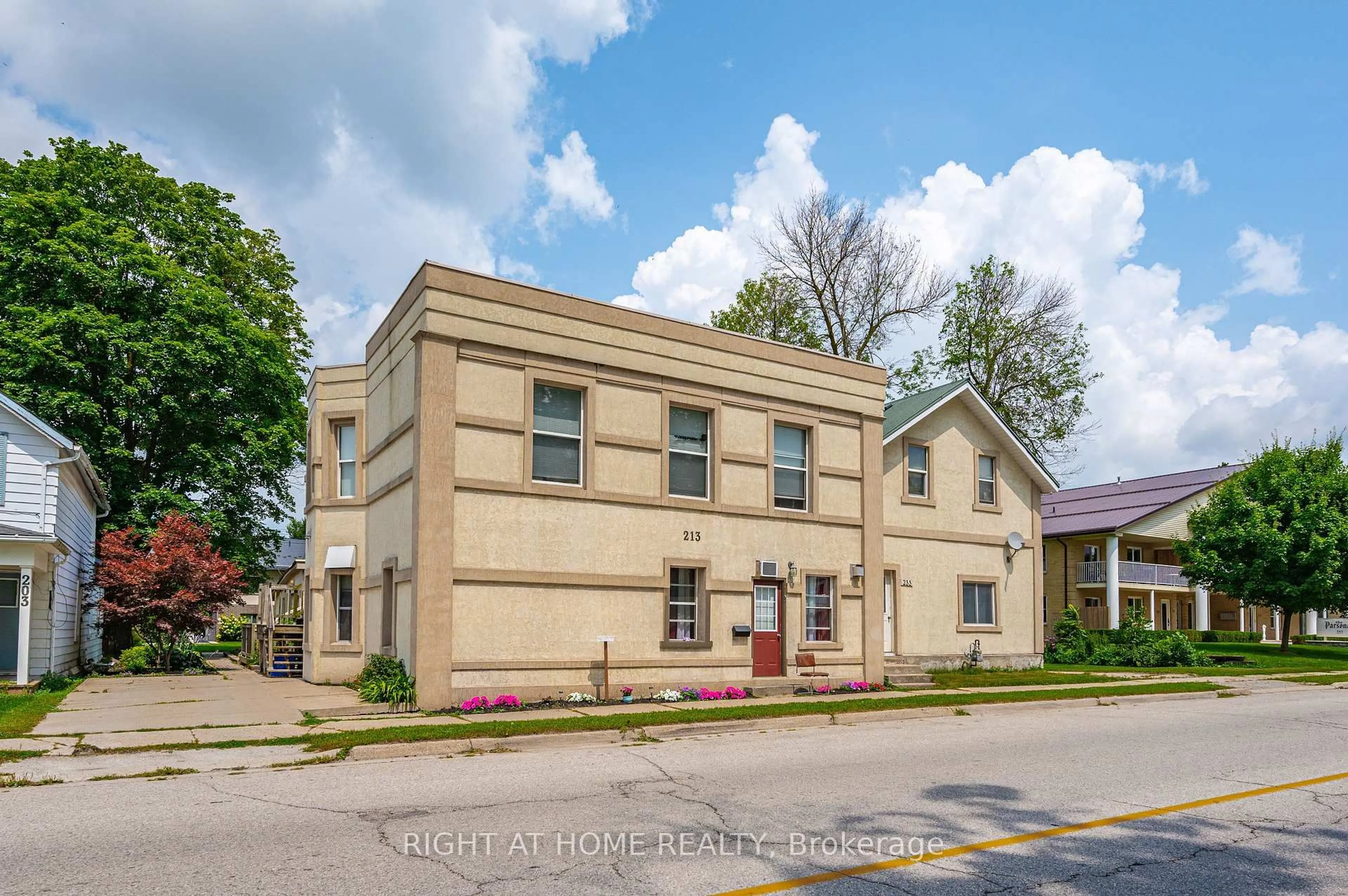 Unknown for 213 Main St, Minto Ontario N0G 2P0