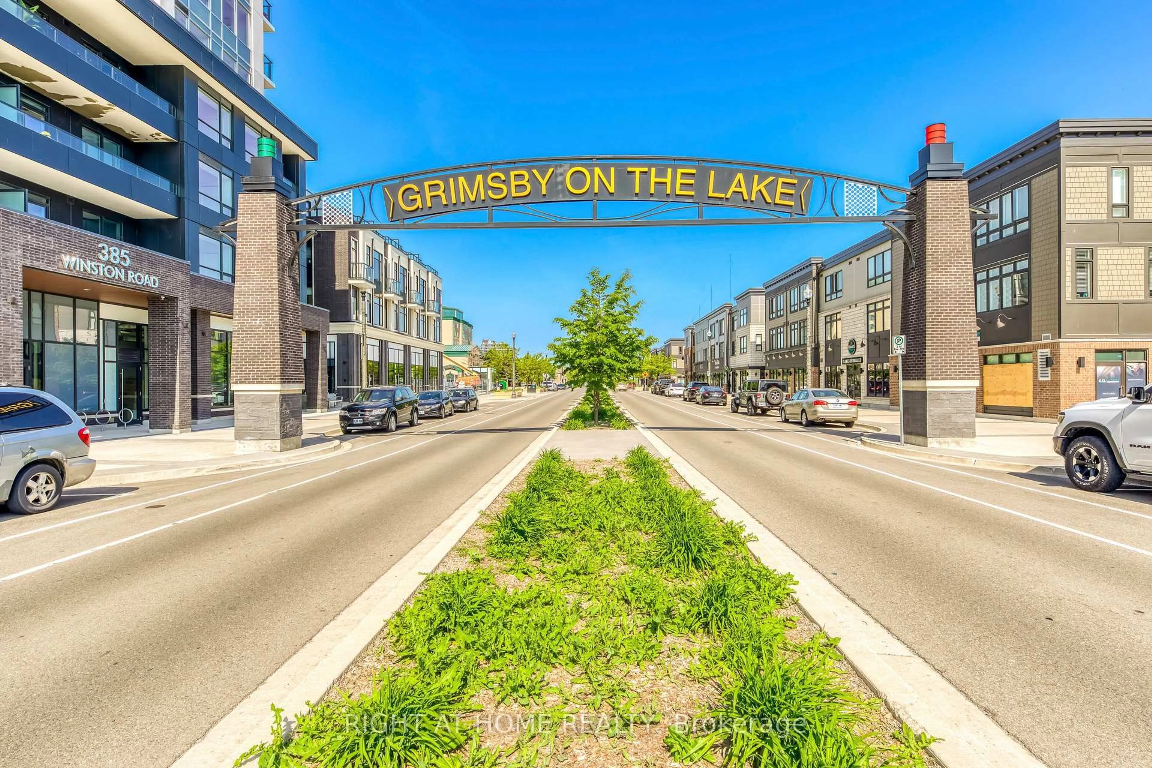 Unknown for 385 Winston Rd #1103, Grimsby Ontario L3M 0J3