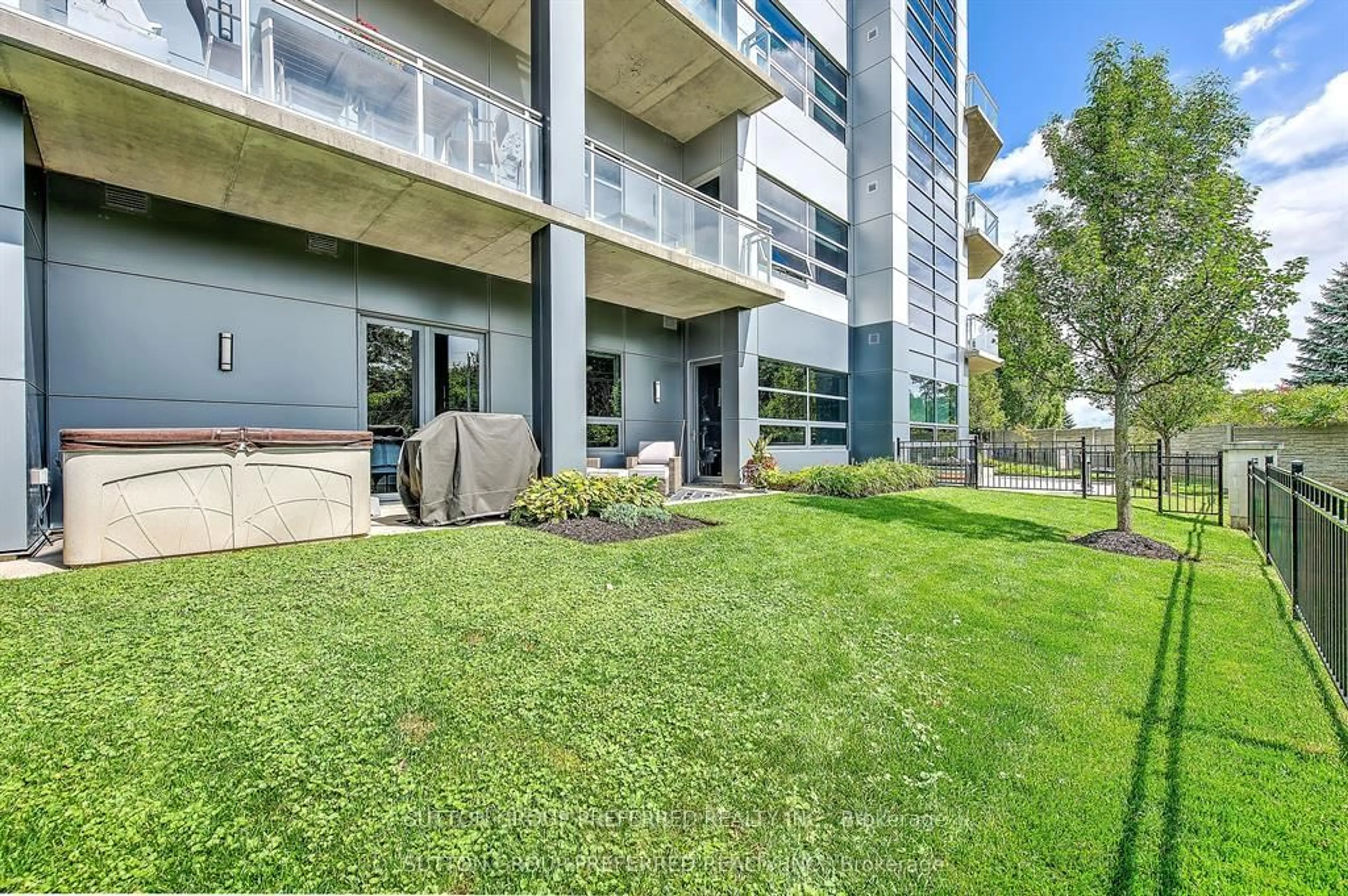 Patio, unknown for 1705 Fiddlehead Pl #102, London North Ontario N6G 5M6