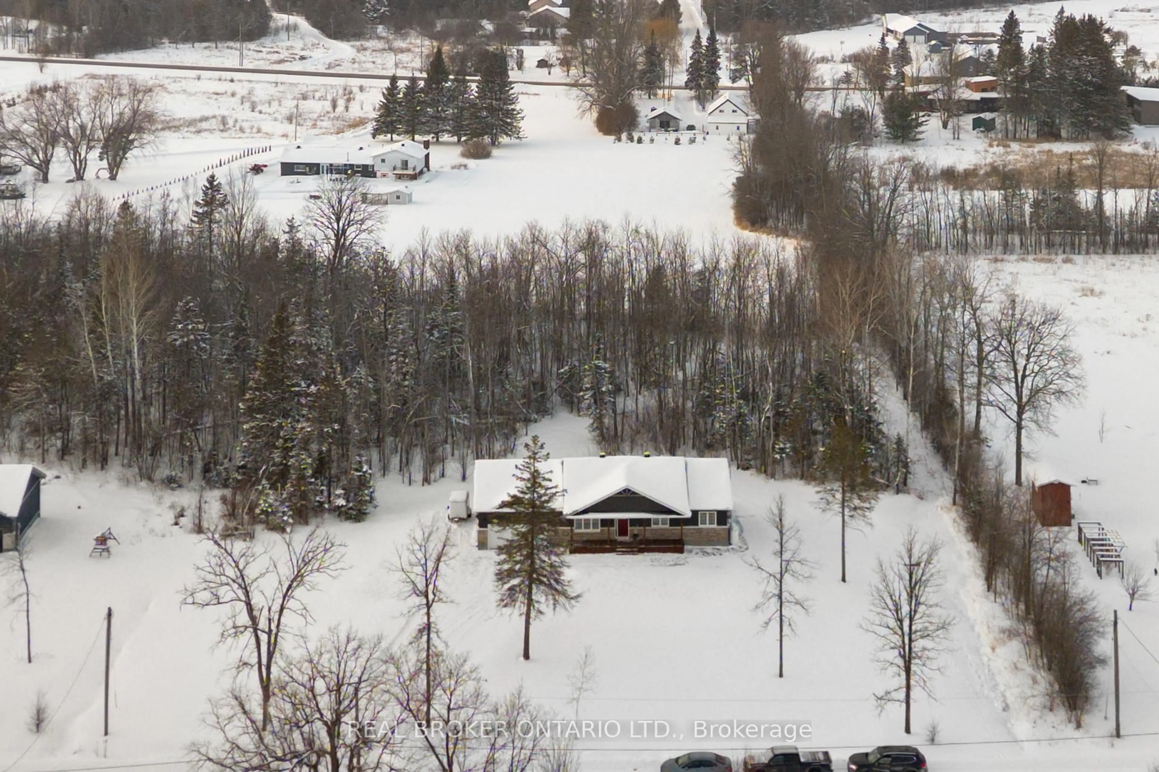A pic from outside/outdoor area/front of a property/back of a property/a pic from drone, mountain view for 3126 Trillium Way, Perth Ontario K7H 3C3