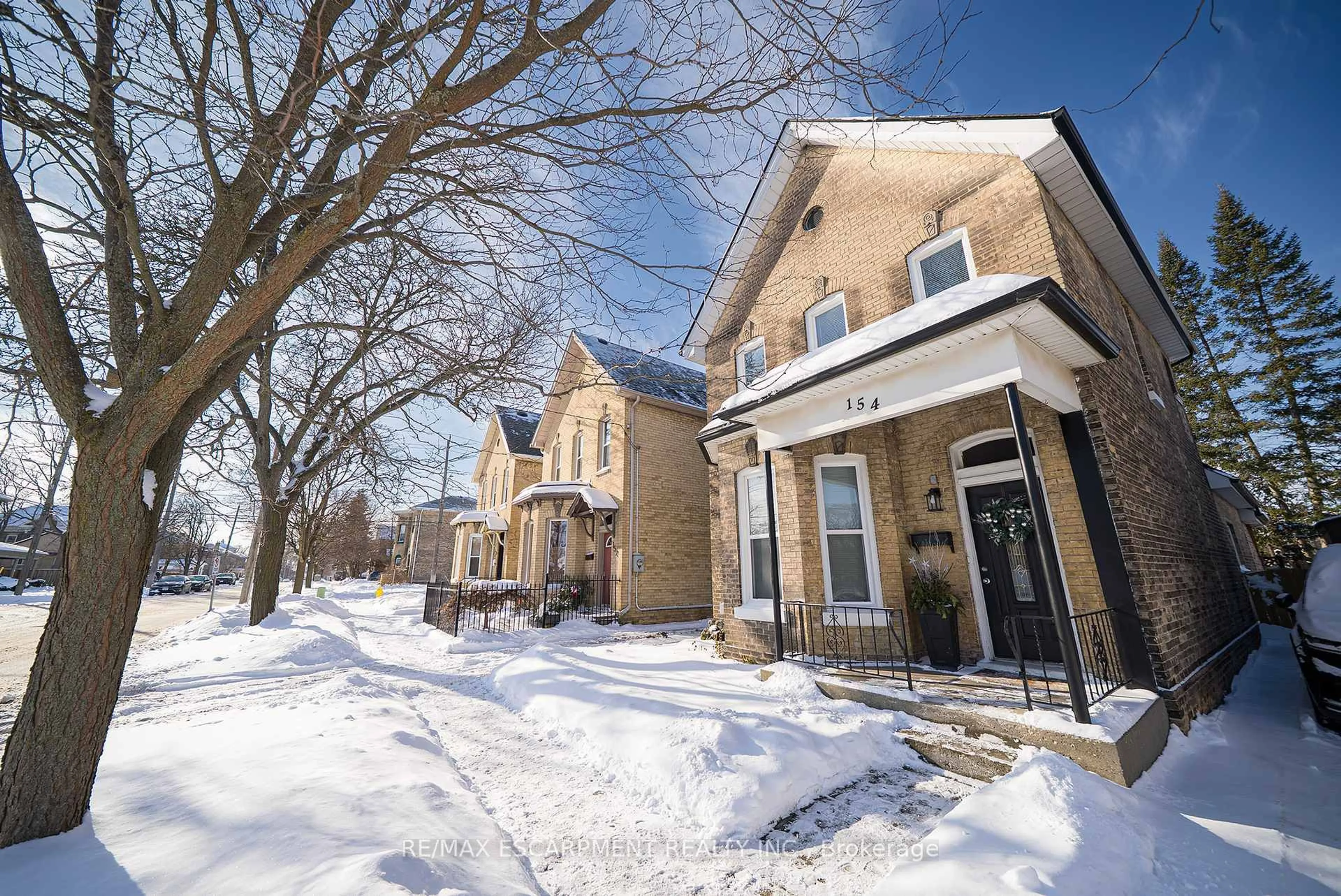 Unknown for 154 Park Ave, Brantford Ontario N3S 5J4