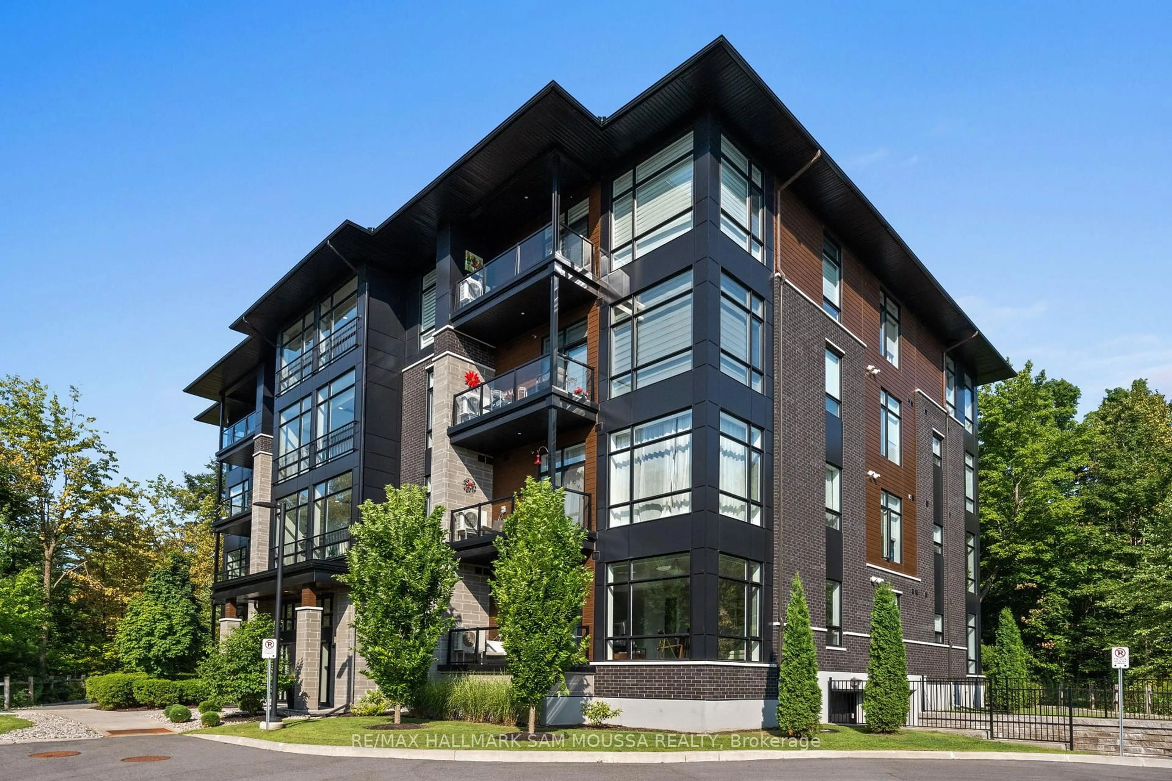 Unknown for 120 Cortile Private #101, Ottawa Ontario K1V 2S8