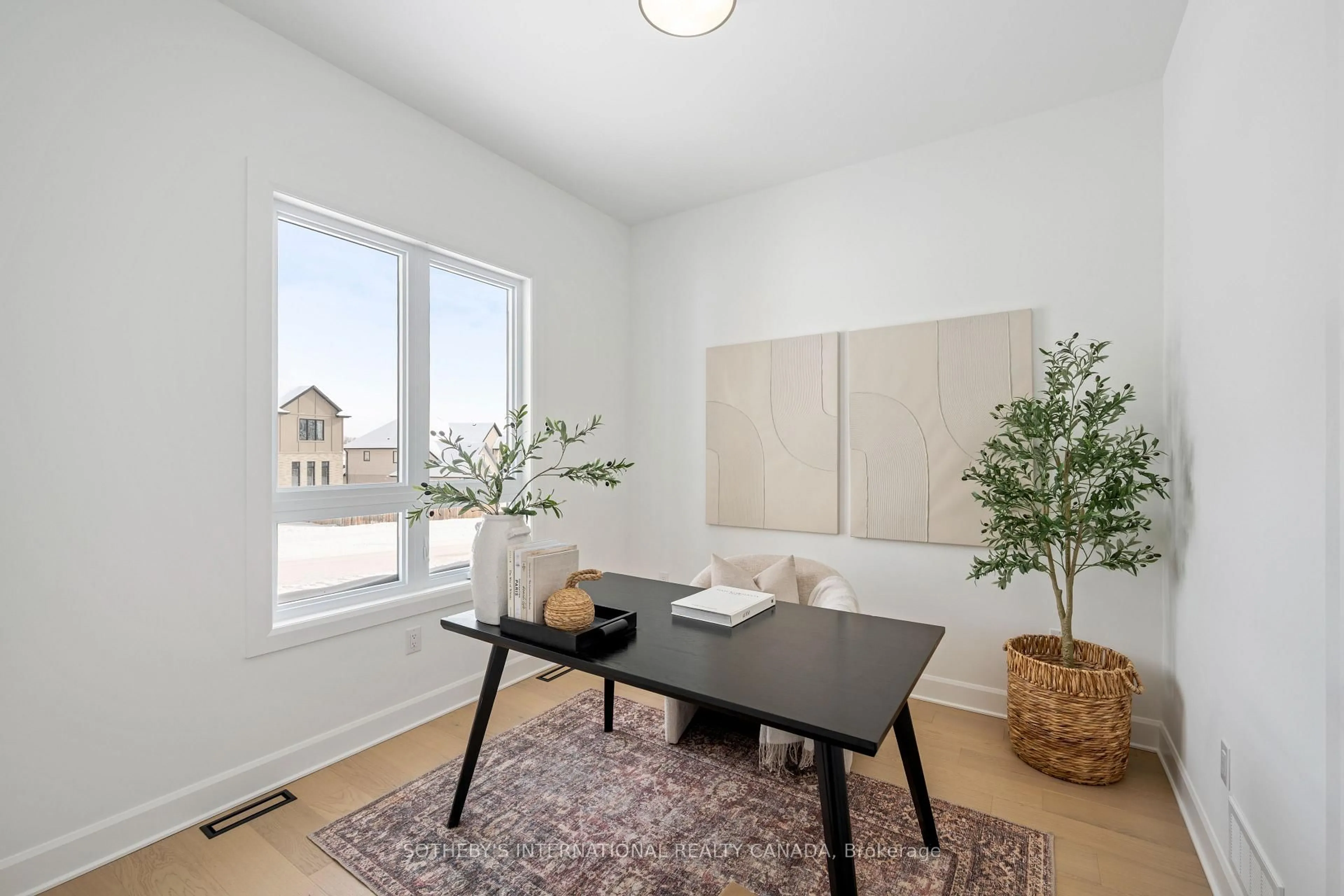 A pic of a room for 1339 Cranbrook Rd, London South Ontario N6K 0C9