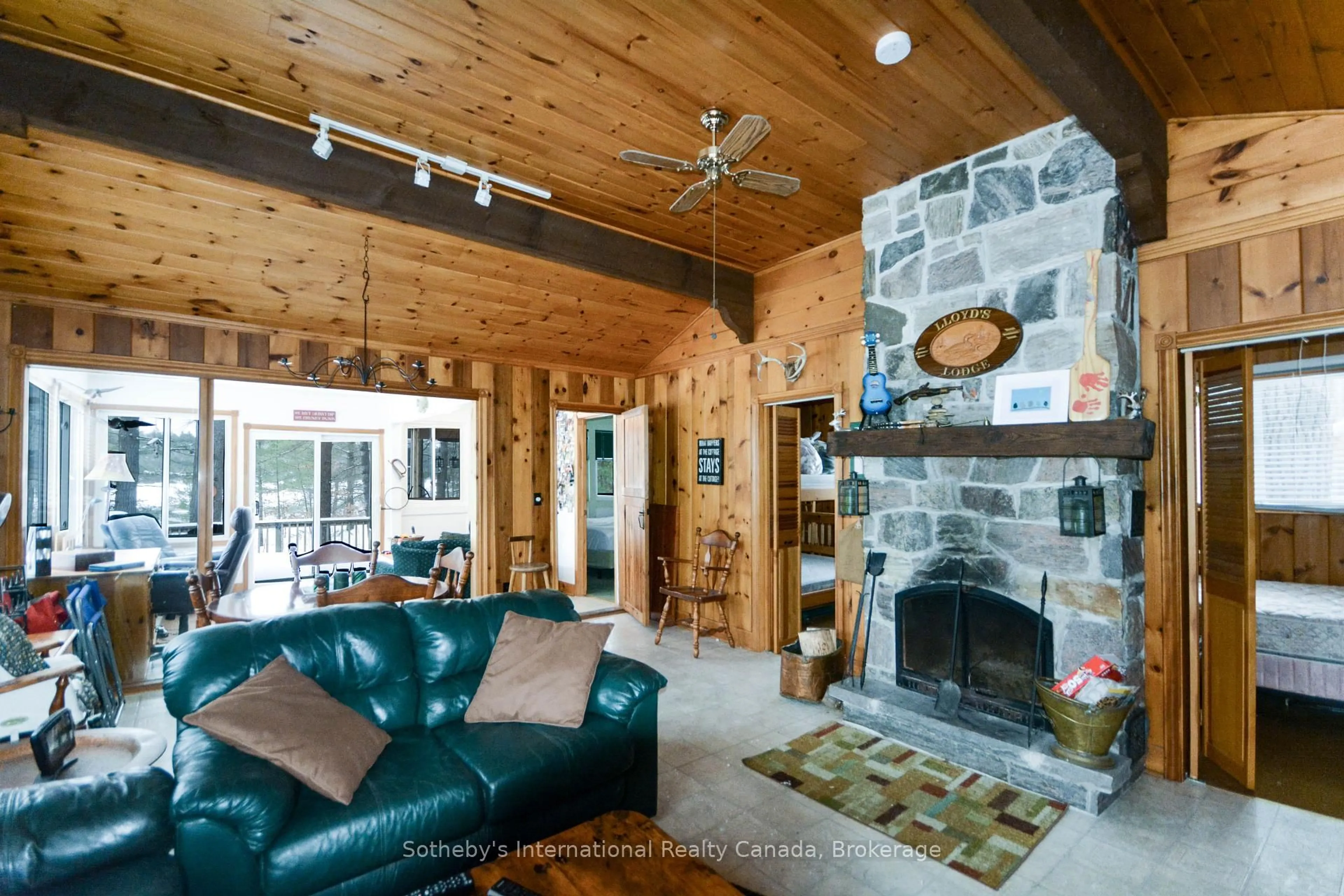 Living room with furniture, unknown for 9492 Go Home Lake Shore, Georgian Bay Ontario P0C 1H0