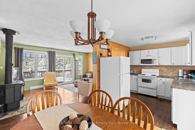 798 Dorcas Bay Rd, Northern Bruce Peninsula 4