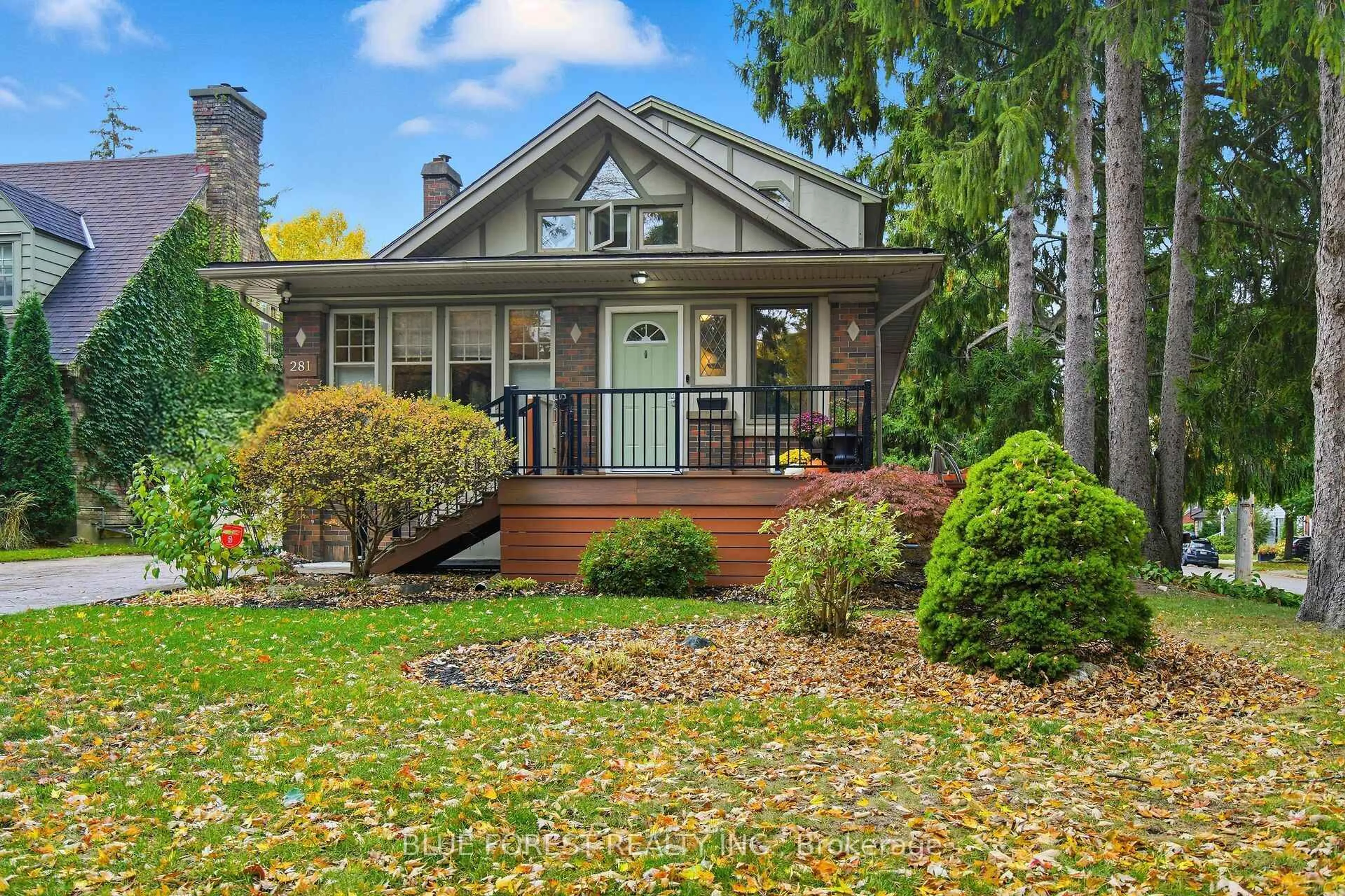 Home with vinyl exterior material, street for 281 Cathcart St, London South Ontario N6C 3N6