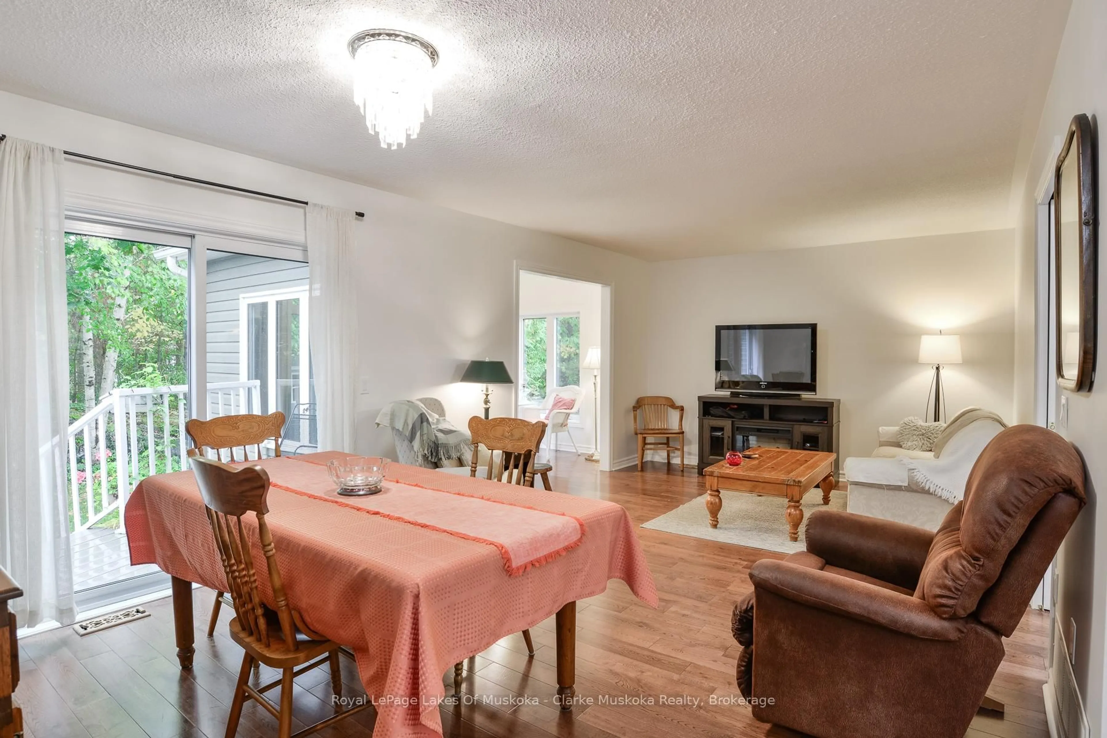 Unknown for 77 Hedgewood Lane, Gravenhurst Ontario P1P 1Z4