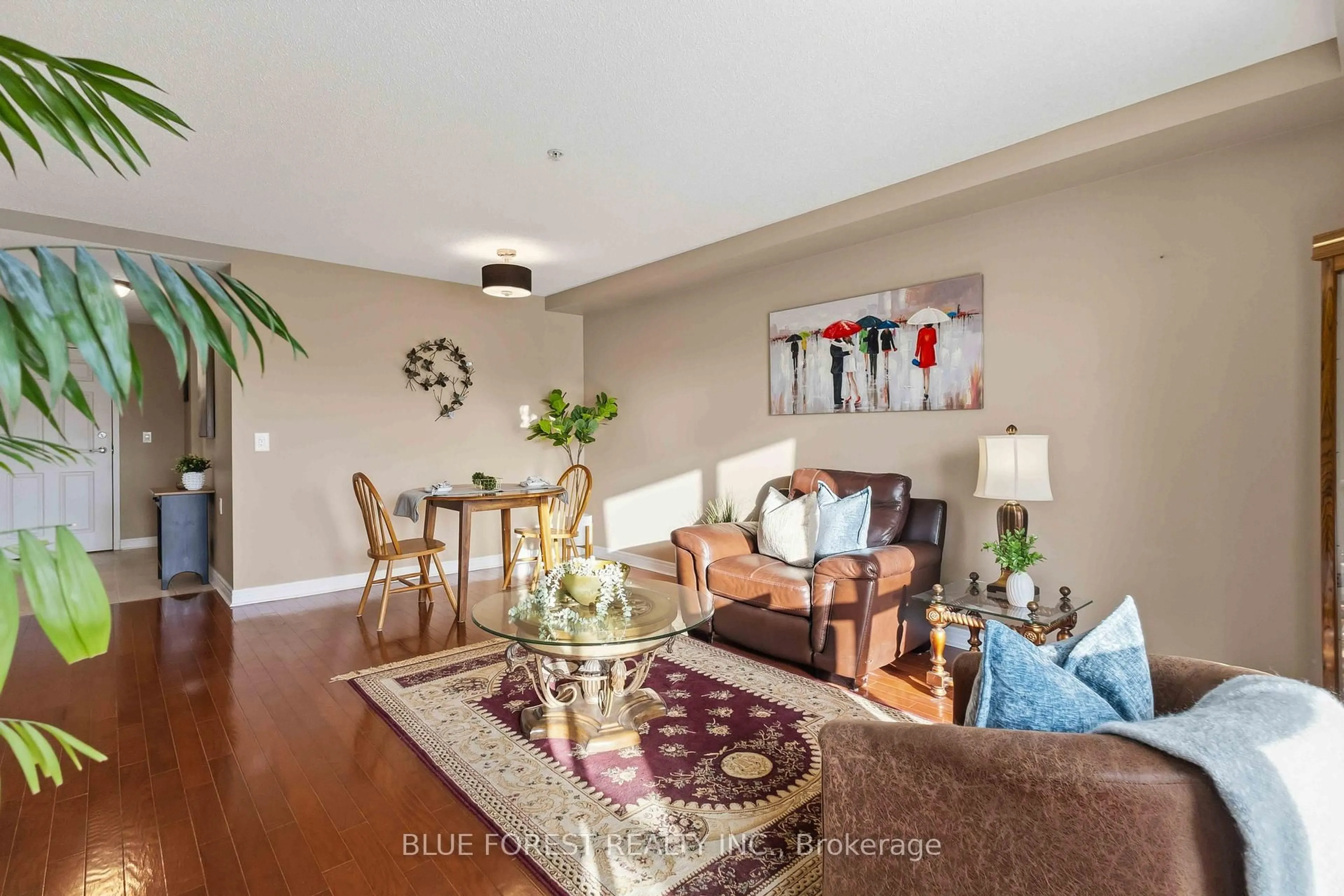 Living room with furniture, unknown for 511 Gainsborough Rd #301, London North Ontario N6G 4Z5