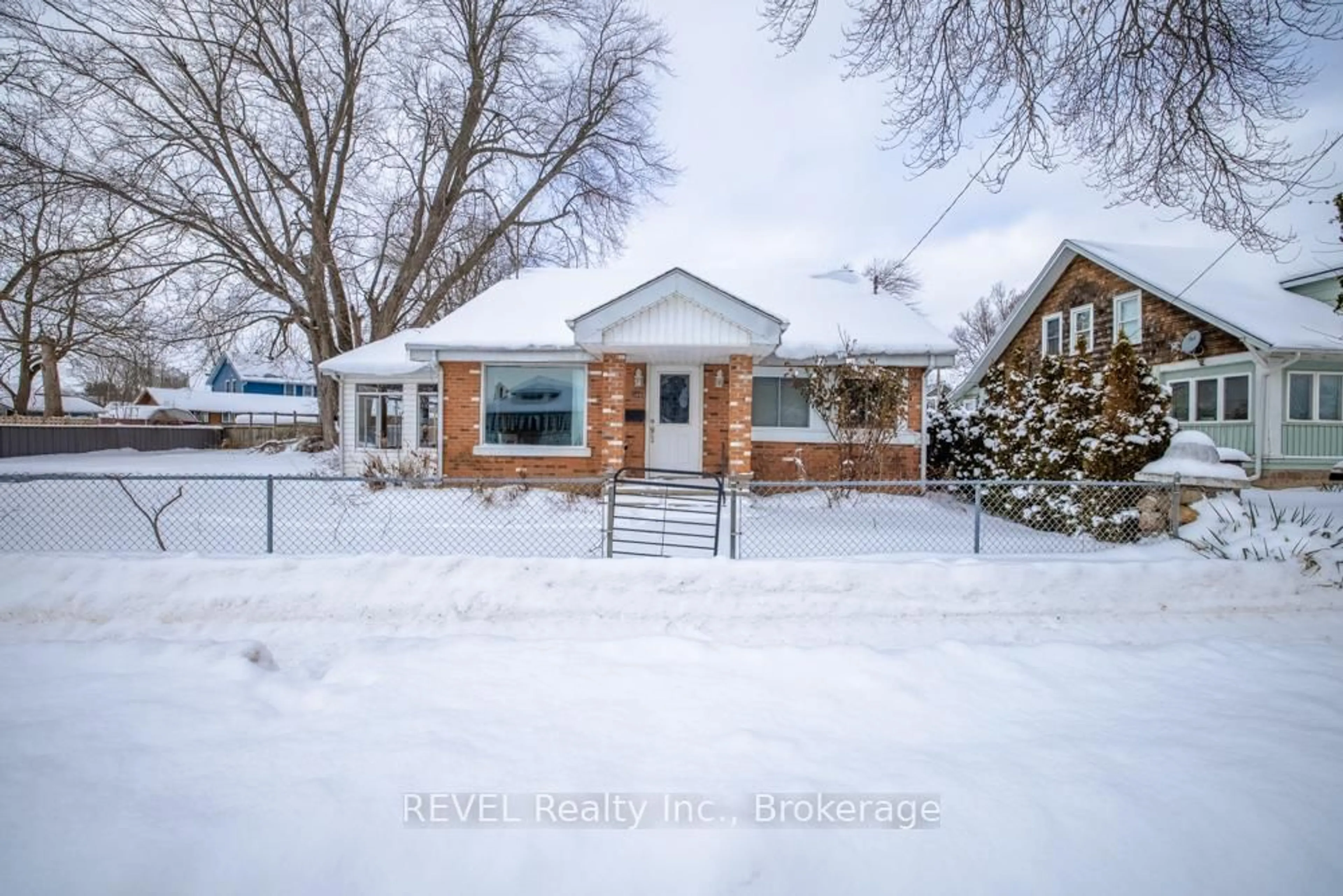 Unknown for 389 Ridgeway Rd Rd, Fort Erie Ontario L0S 1B0