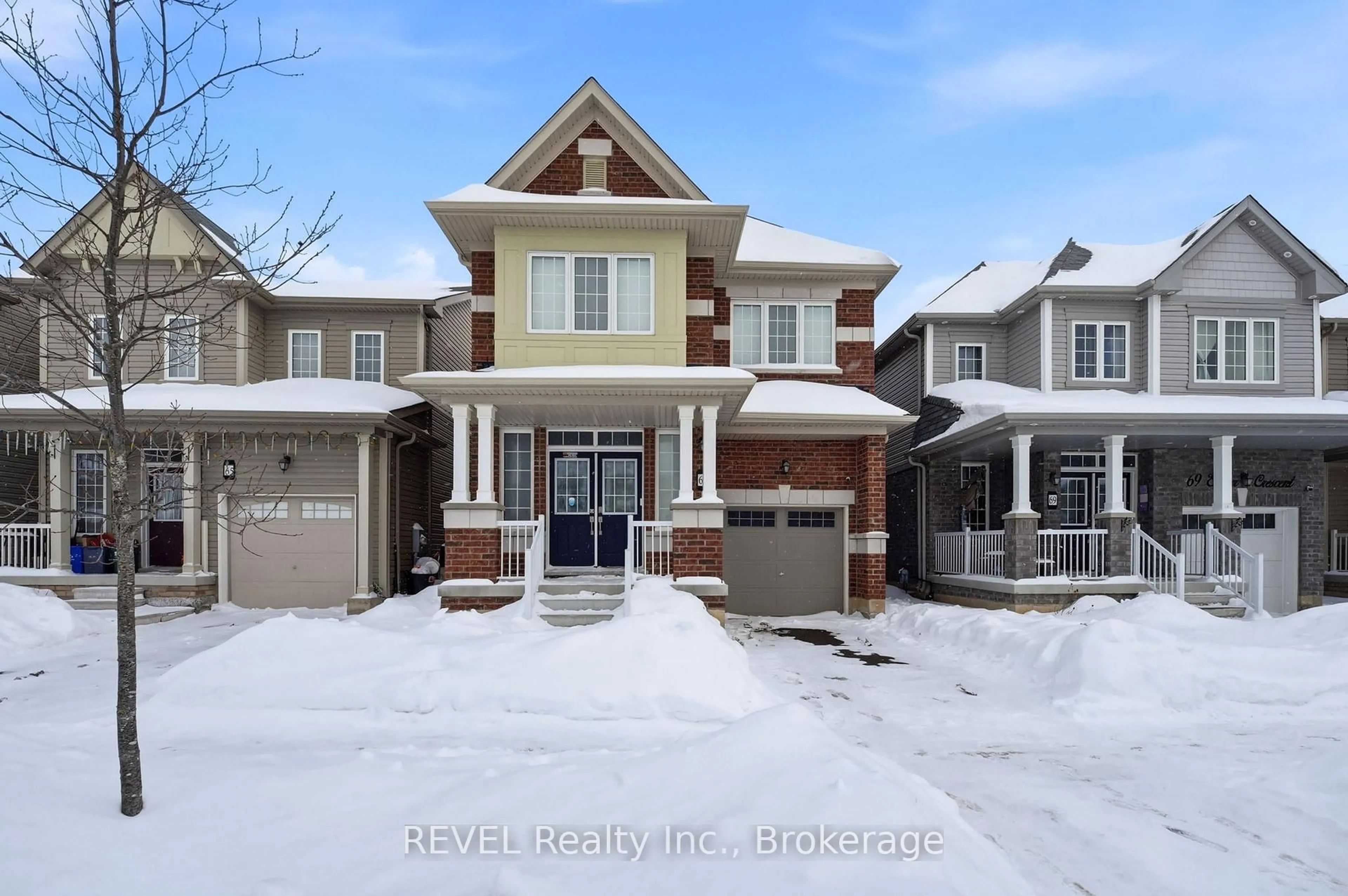 Home with brick exterior material, street for 67 Esther Cres, Thorold Ontario L3B 0G3