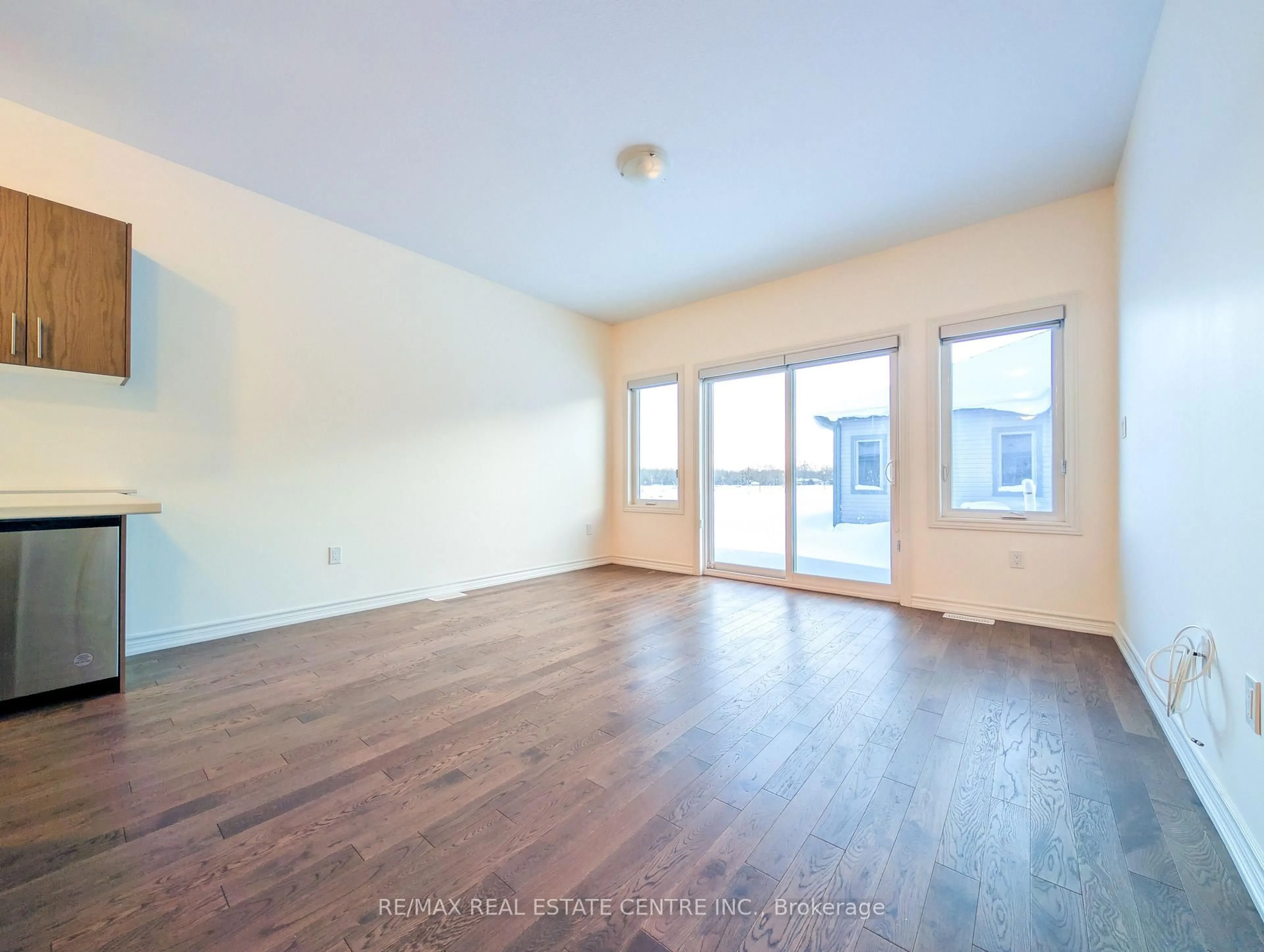 A pic of a room for 107 Cheryl Ave, North Perth Ontario N0G 1B0