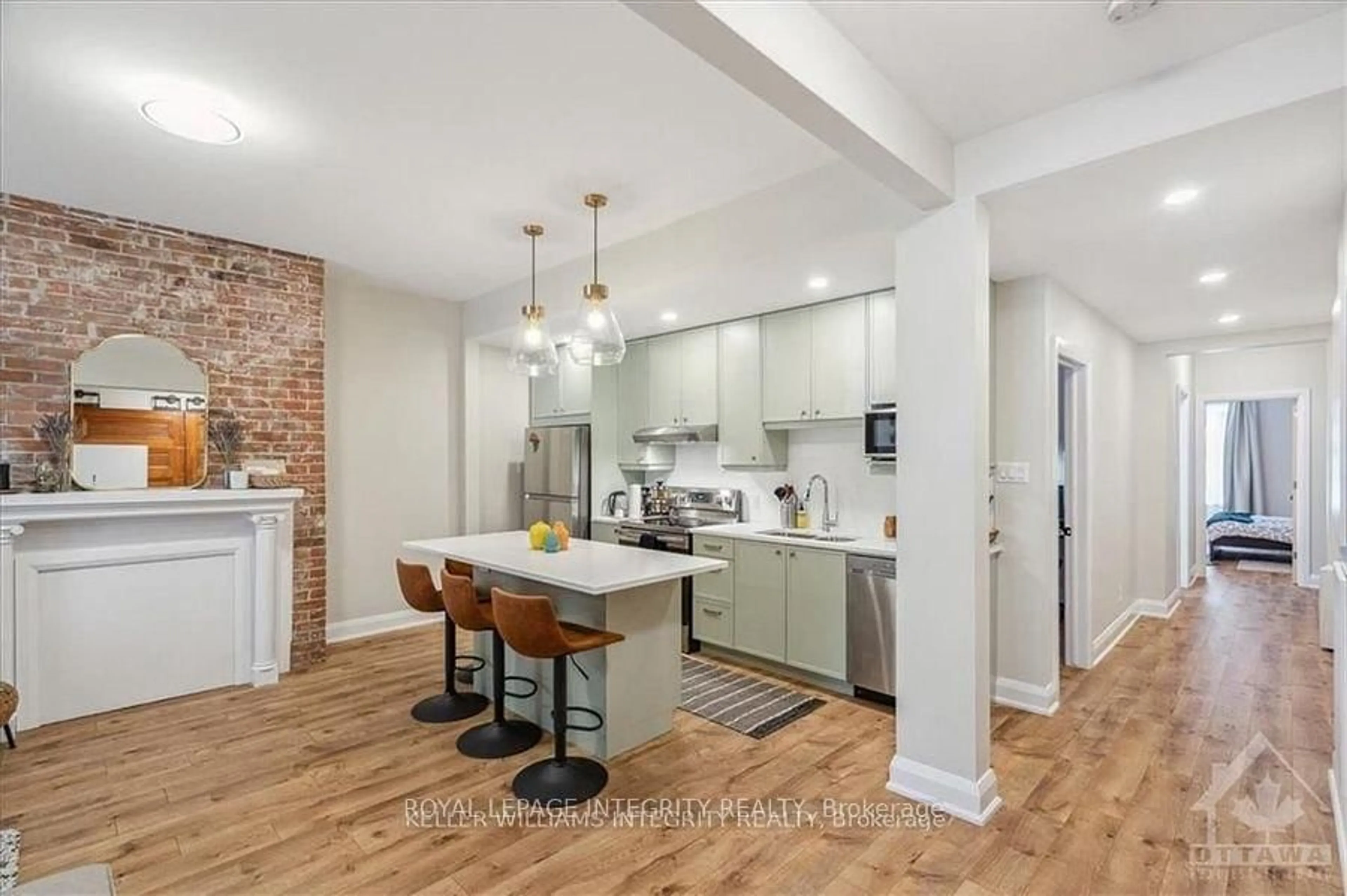 Open concept kitchen, unknown for 470 Besserer St, Ottawa Ontario K1N 6C3