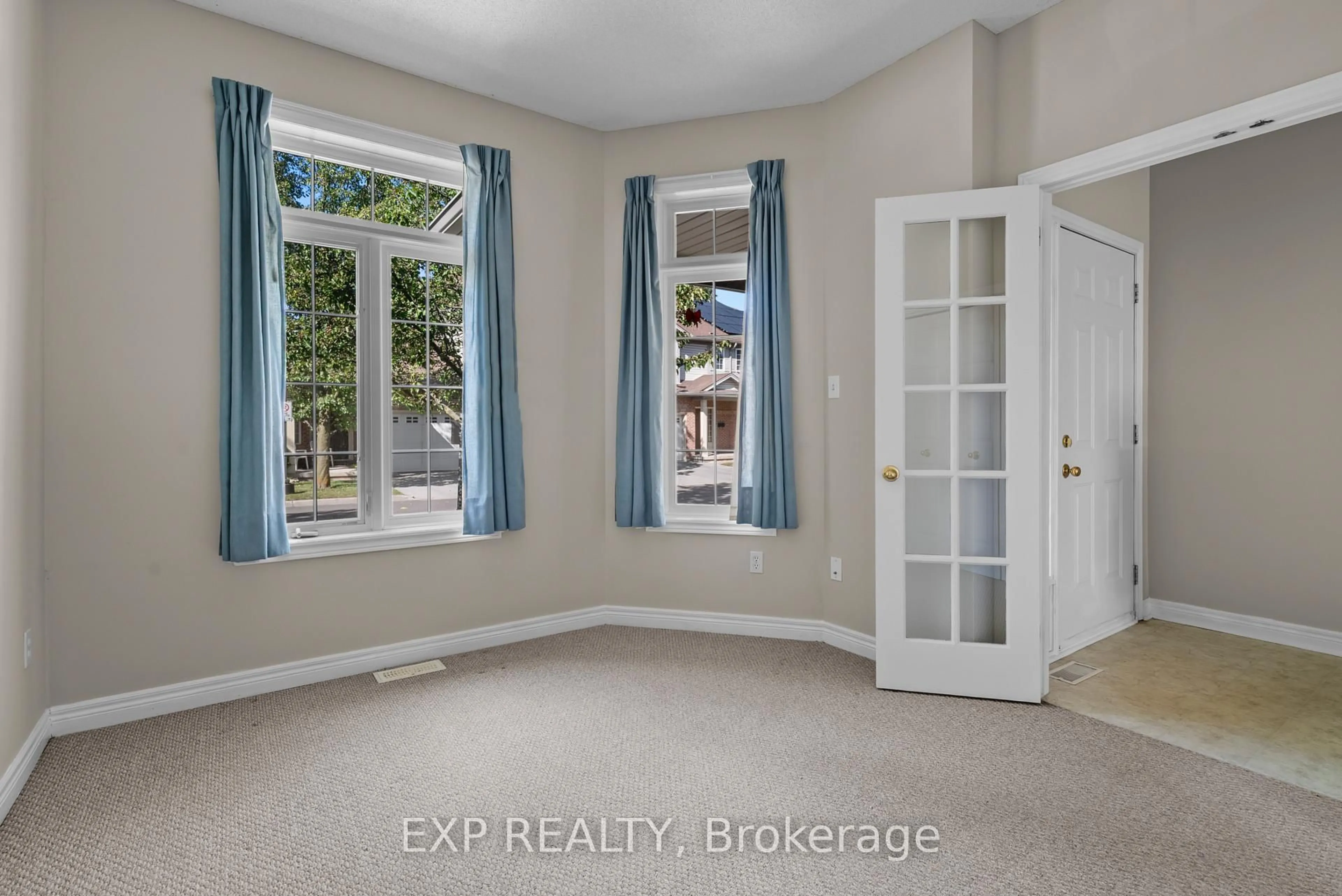 A pic of a room for 5595 DRUMMOND Rd #23, Niagara Falls Ontario L2G 4L2