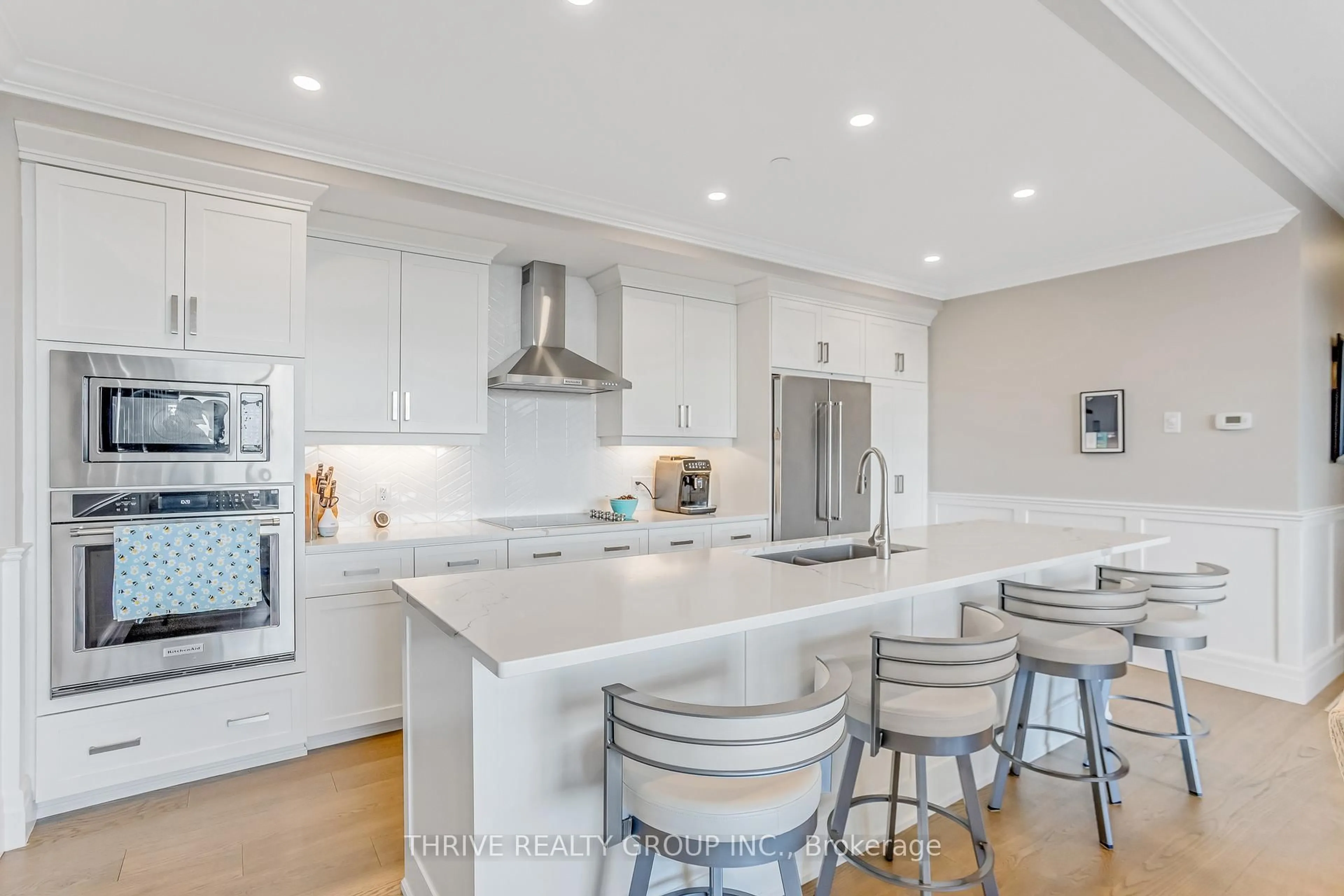 Contemporary kitchen, unknown for 460 Callaway Rd #1003, London North Ontario N6G 0N8