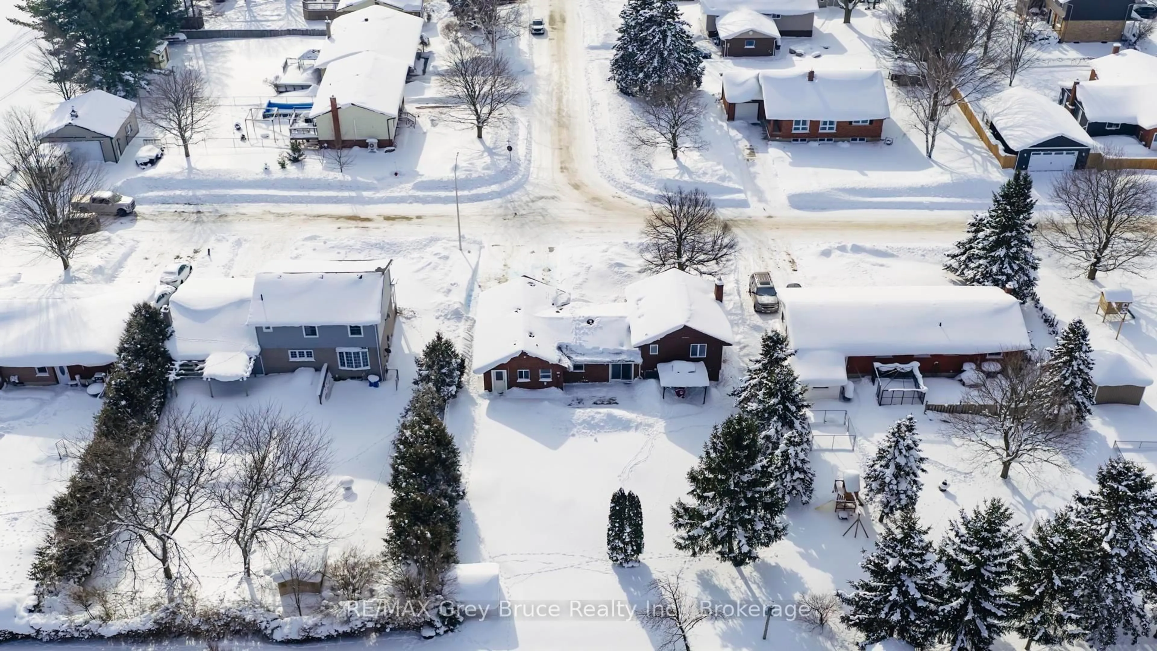 A pic from outside/outdoor area/front of a property/back of a property/a pic from drone, street for 17 Bradley St, Arran-Elderslie Ontario N0G 1L0