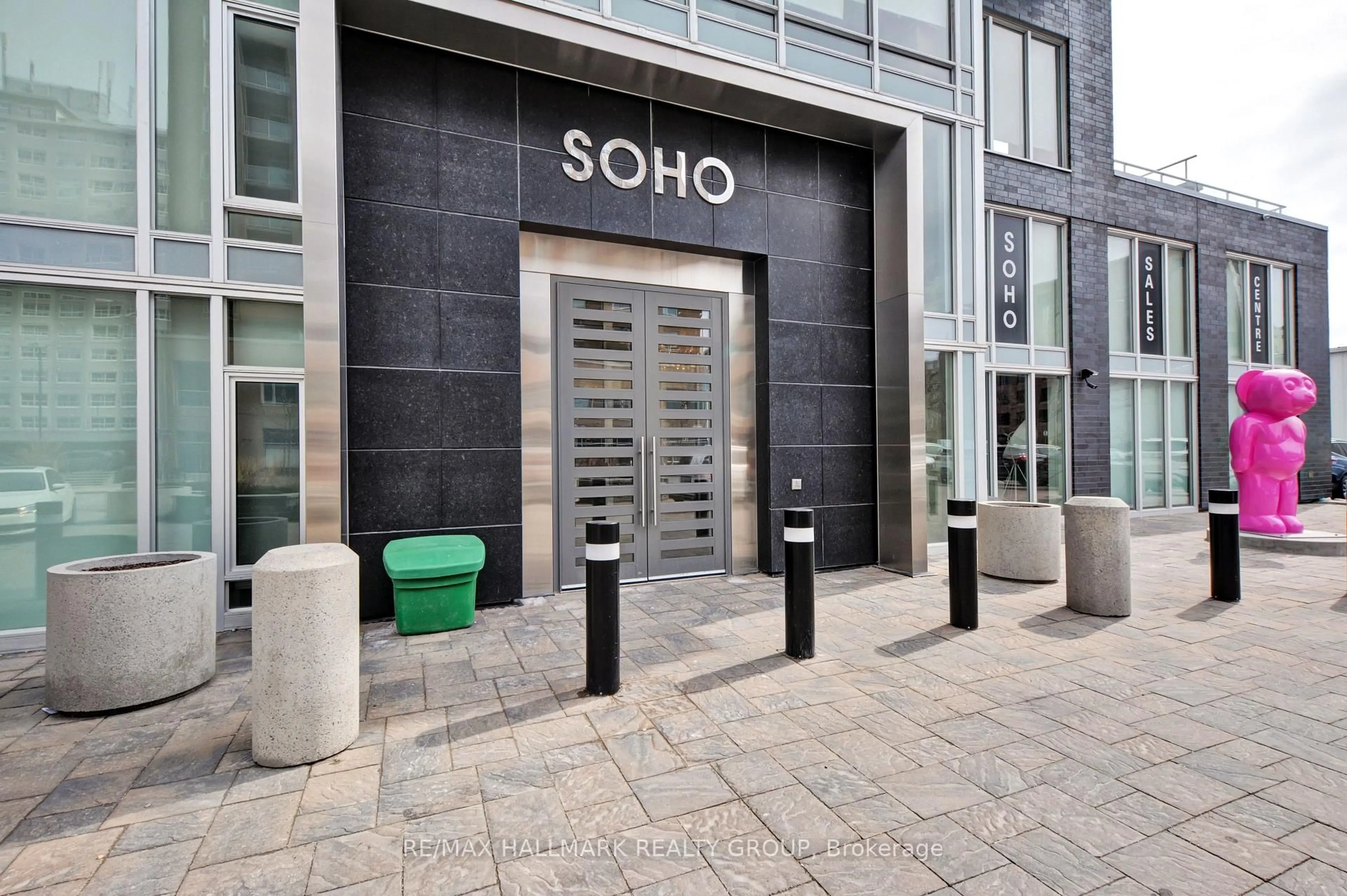 Lobby for 111 Champagne Ave #611, Ottawa Ontario K1S 5V3